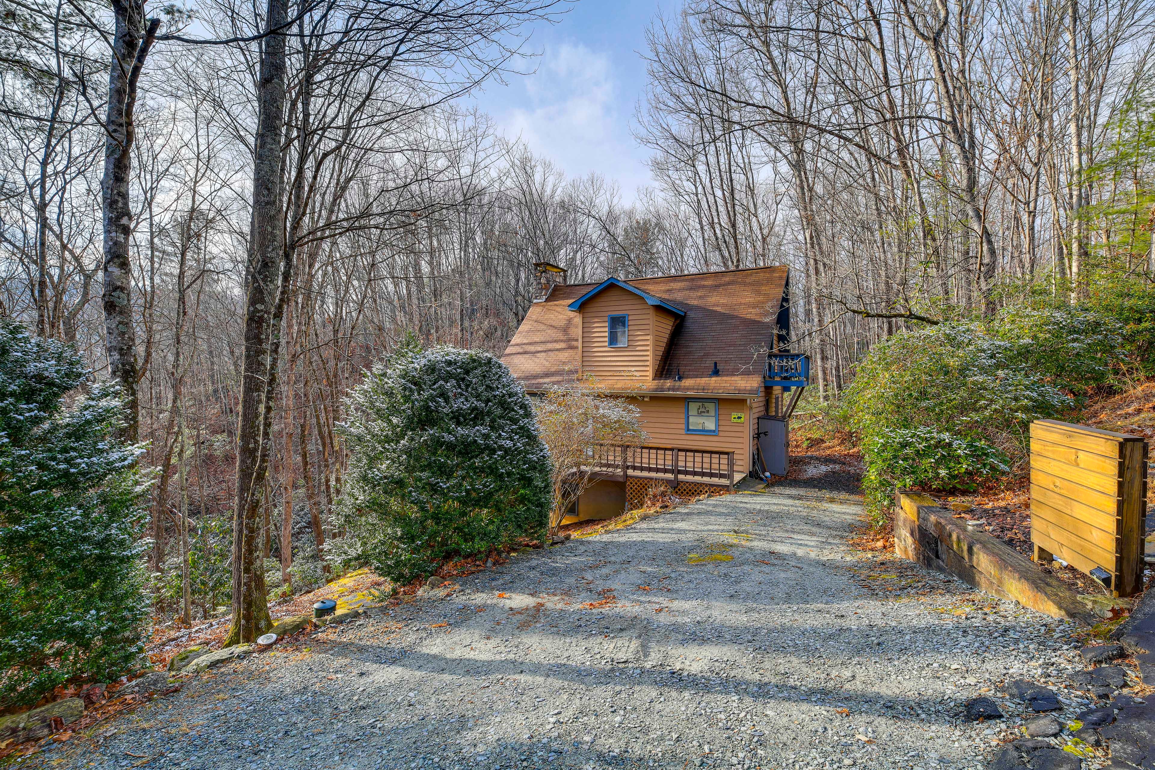 Parking | Driveway (3 Vehicles) | Overflow Parking