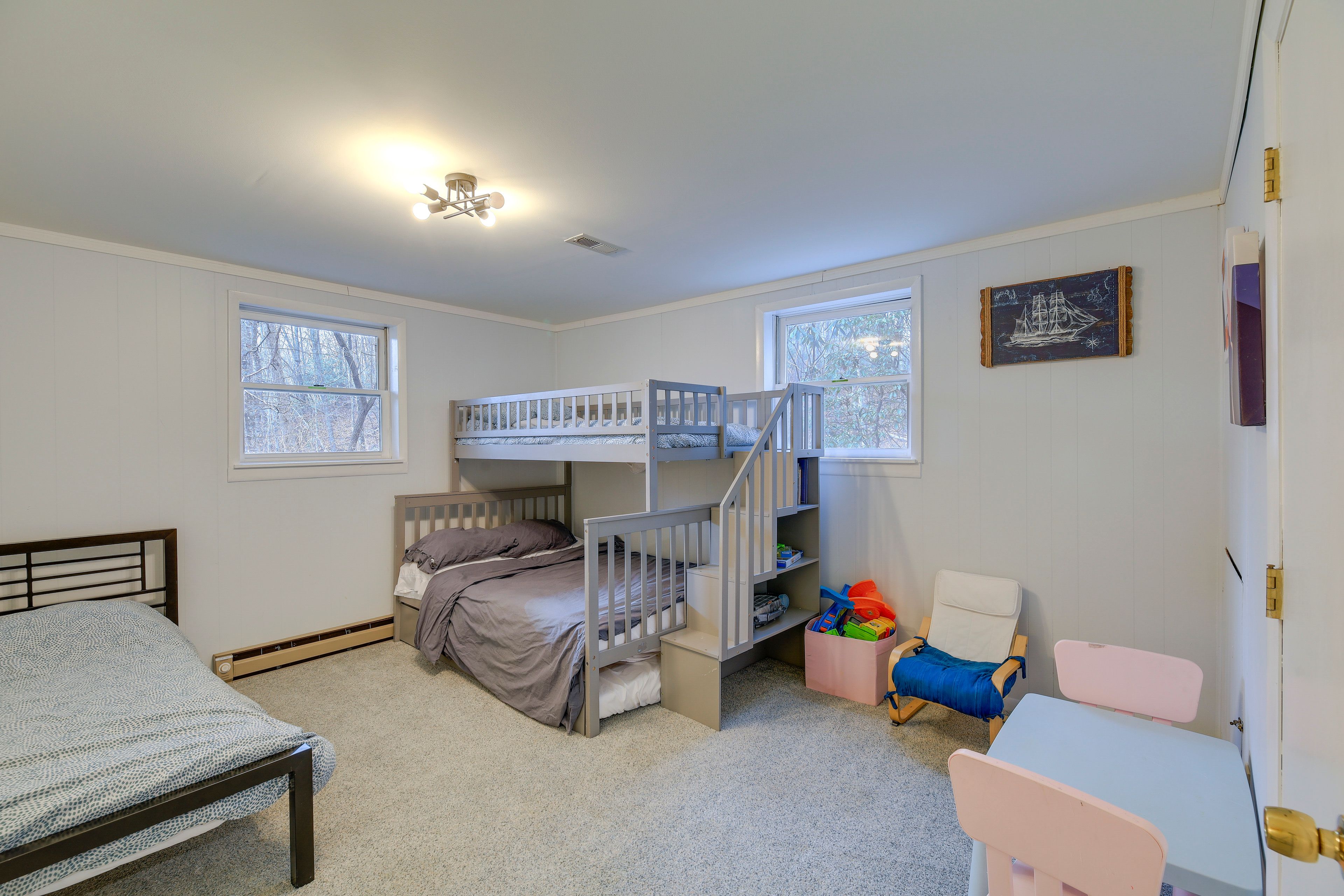 Bedroom 3 | Twin/Full Bunk Bed w/ Twin Trundle | Twin Bed