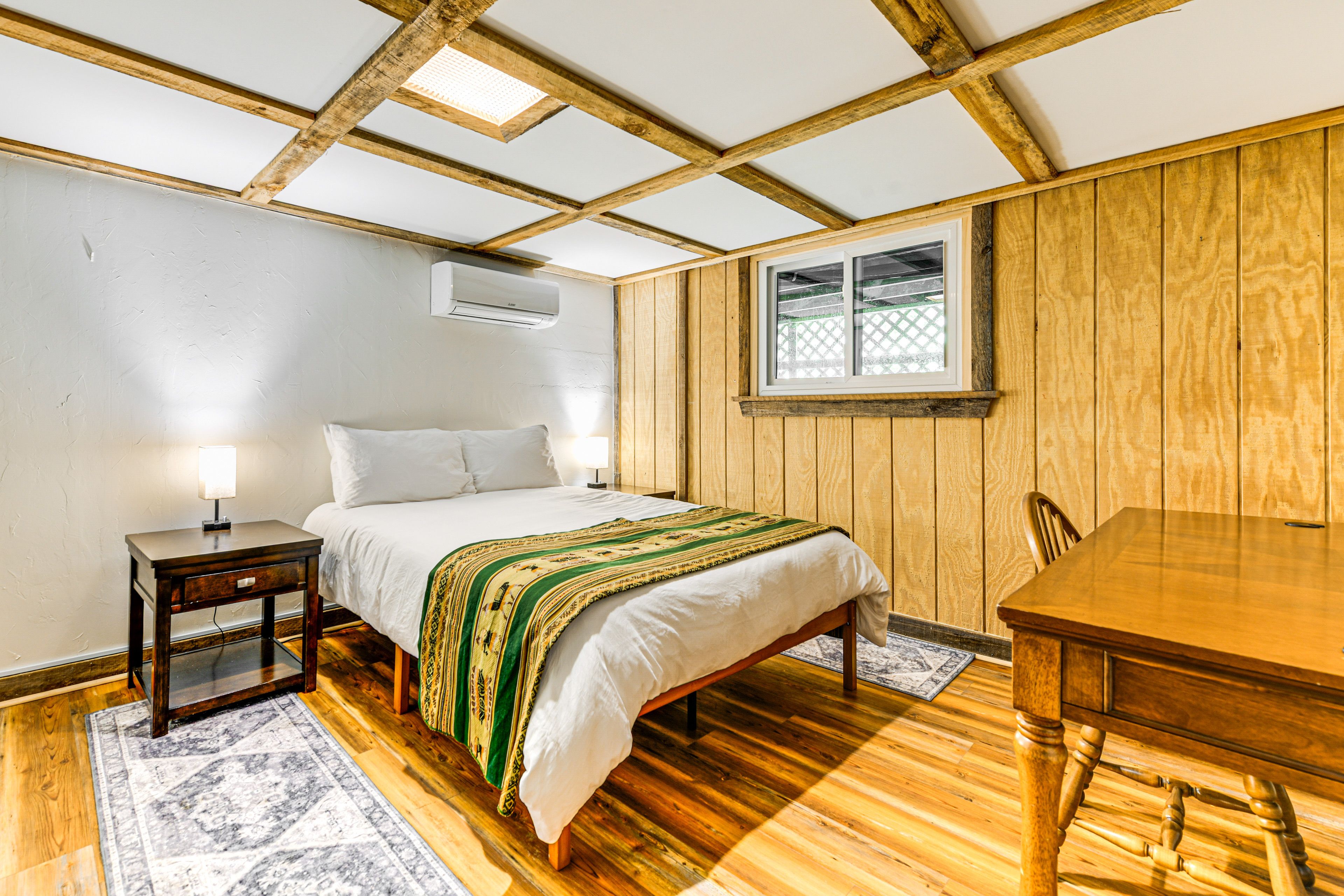 Bedroom 2 | Queen Bed | Lower Level | Desk