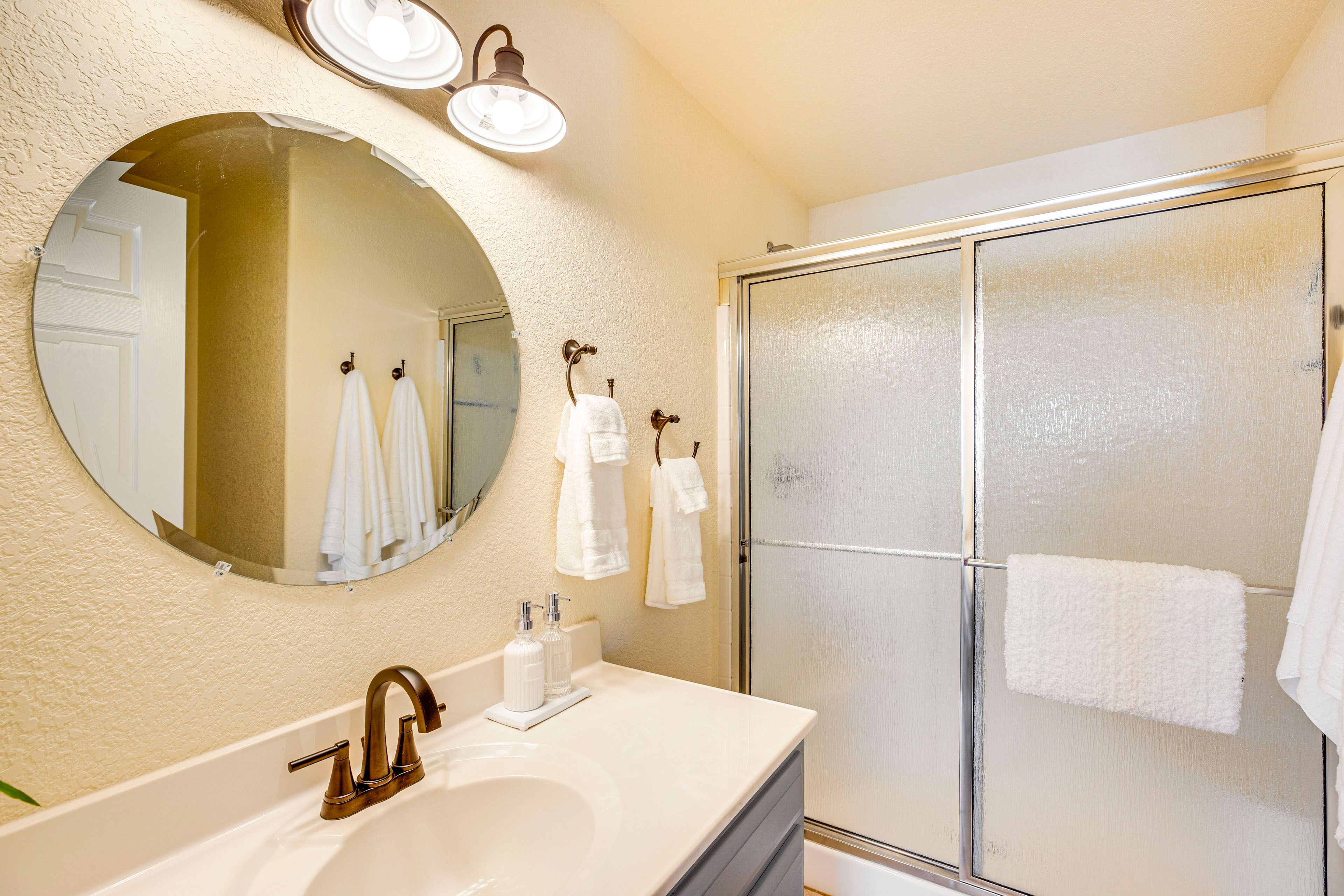 En-Suite Bathroom