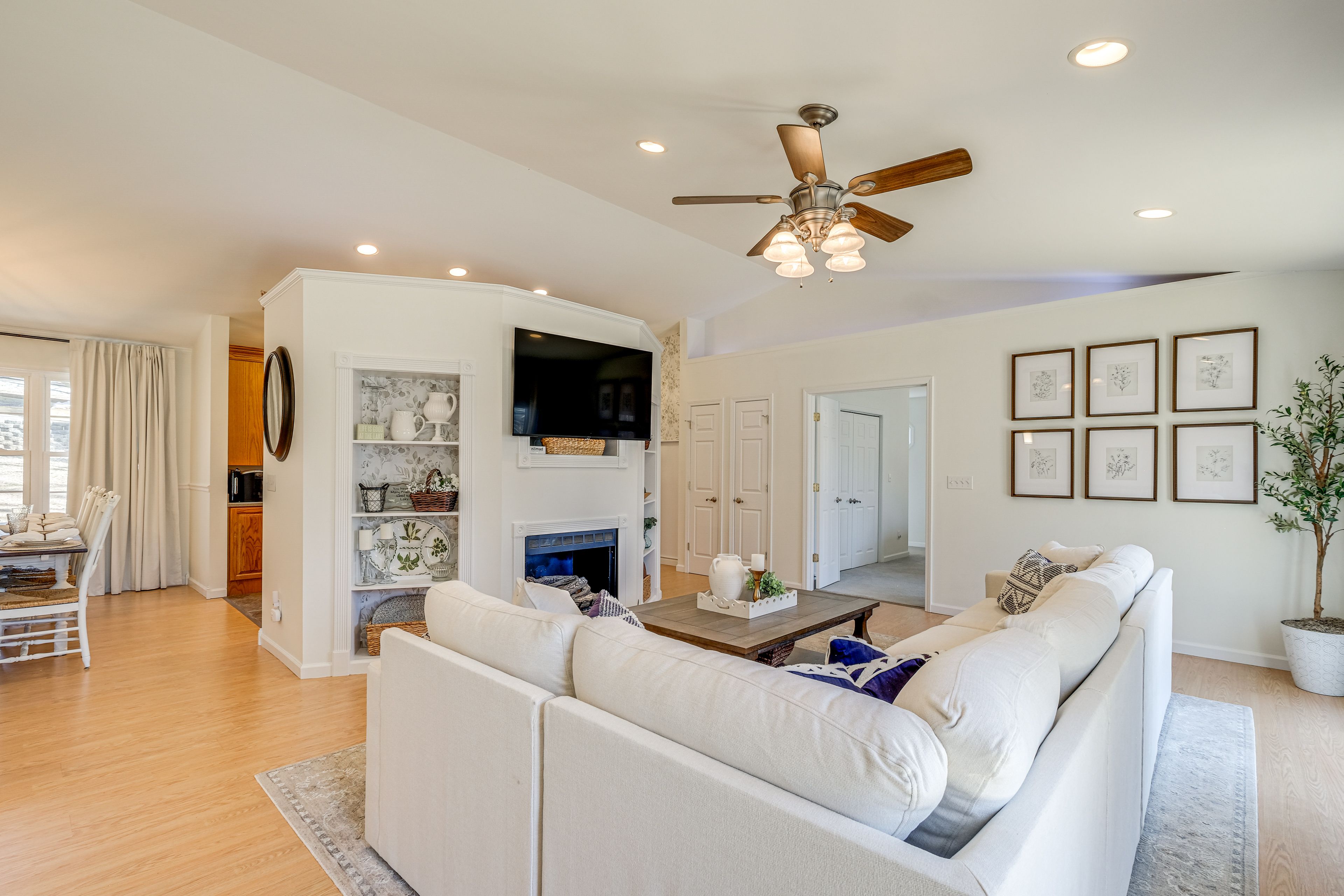 Living Room | Main Level | Central A/C & Heating