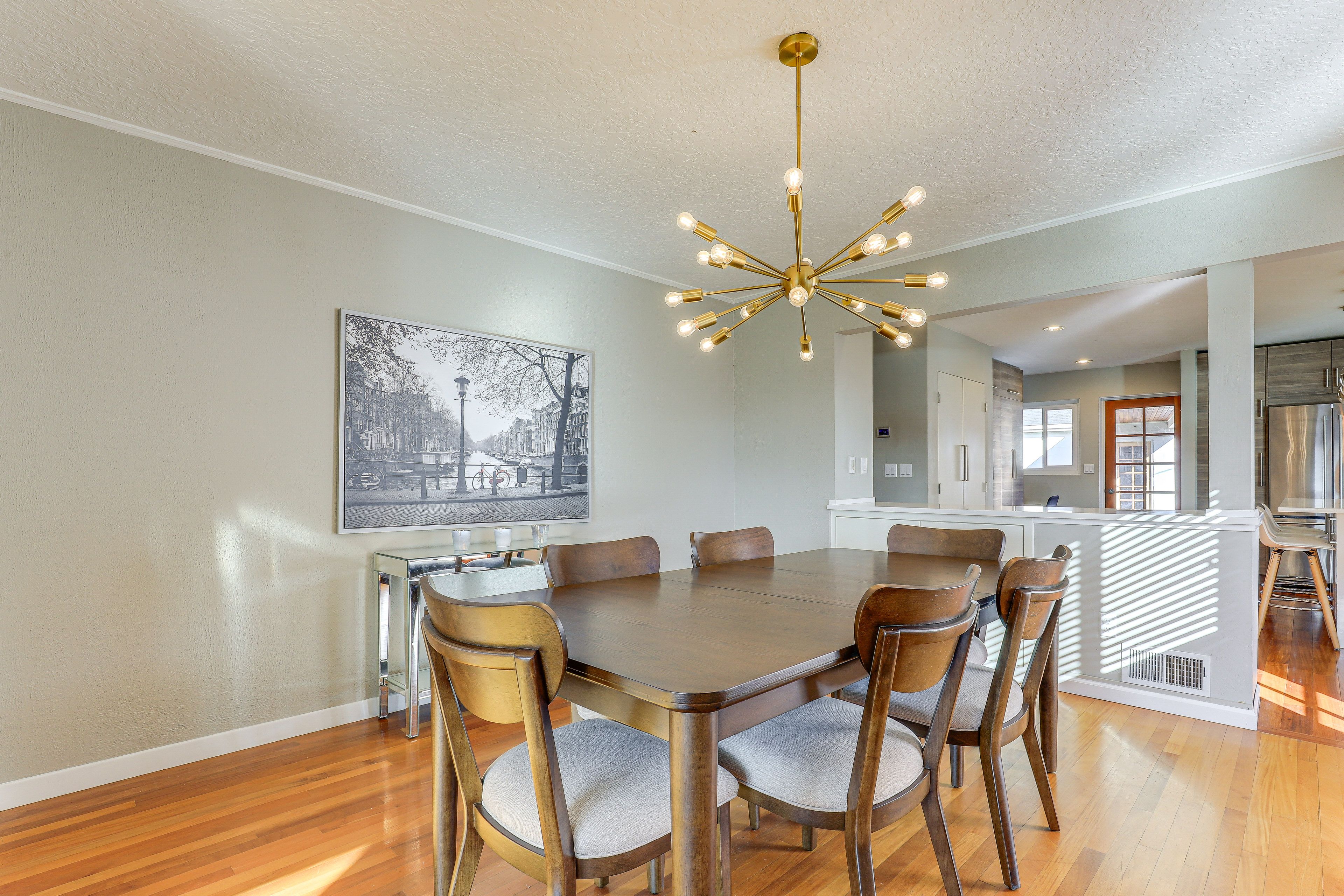 Dining Area | Dishware & Flatware | Main Level