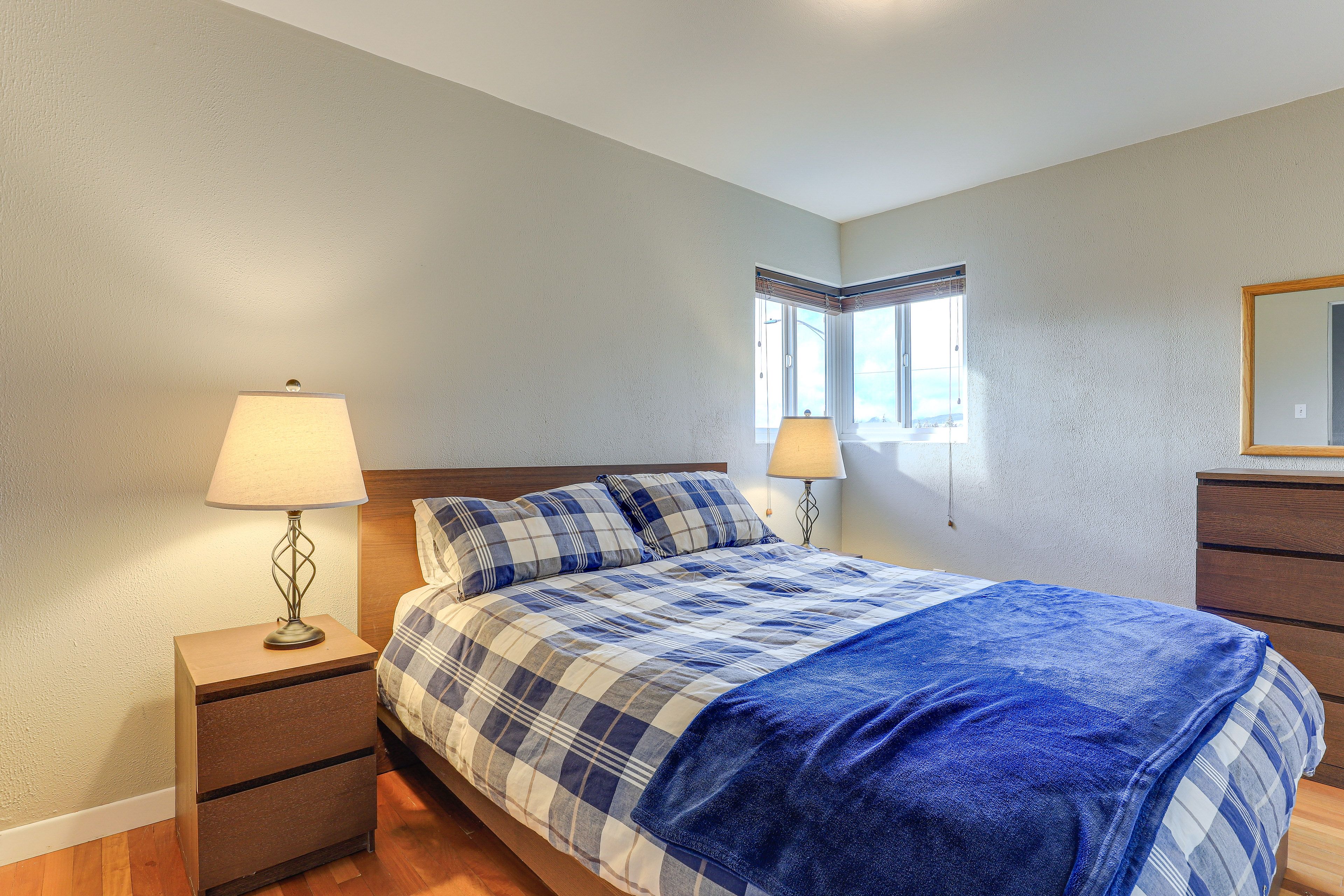 Bedroom 2 | Queen Bed | Main Level
