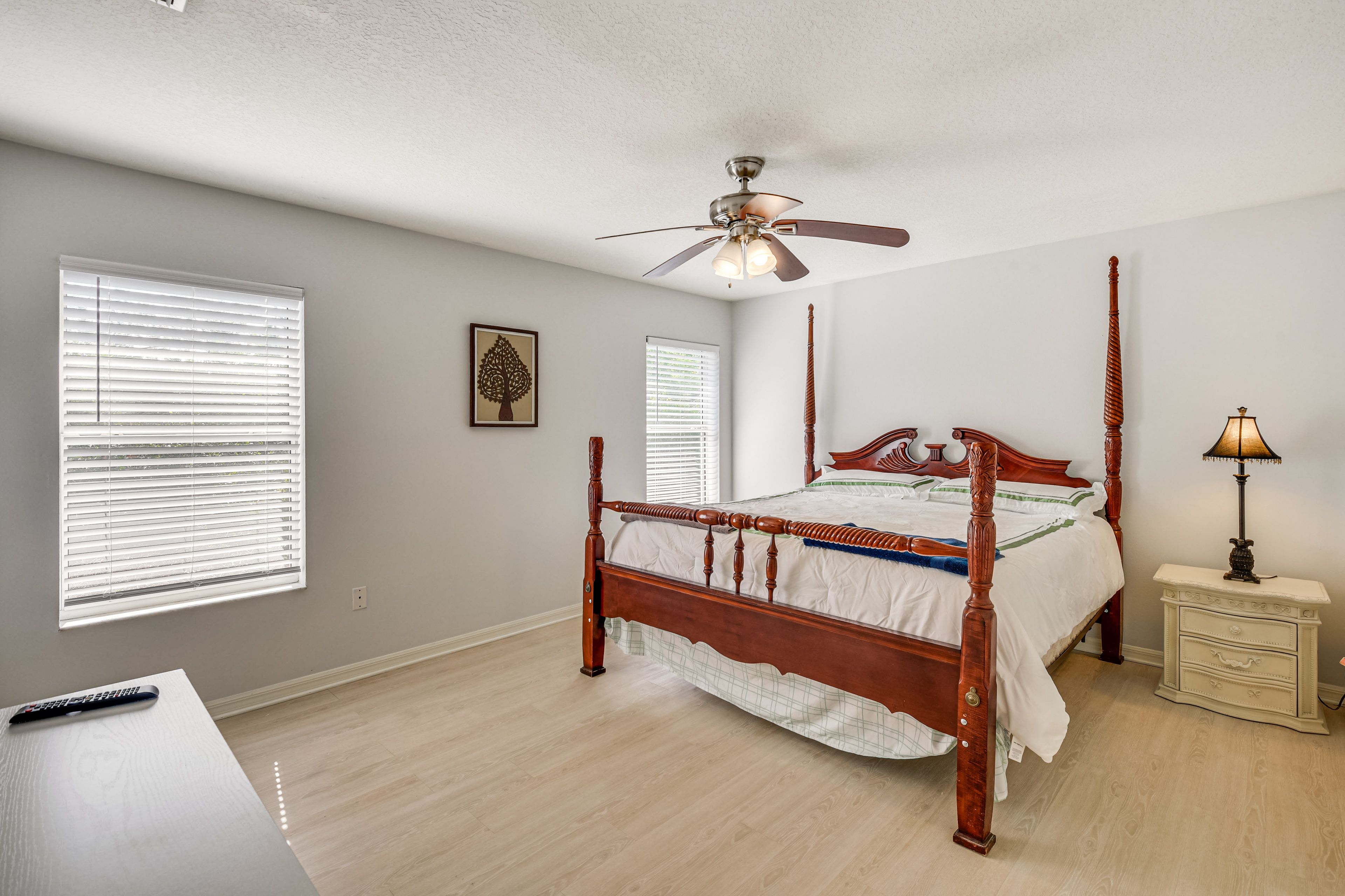 Bedroom 1 | King Bed | Linens Provided | En-Suite Bathroom