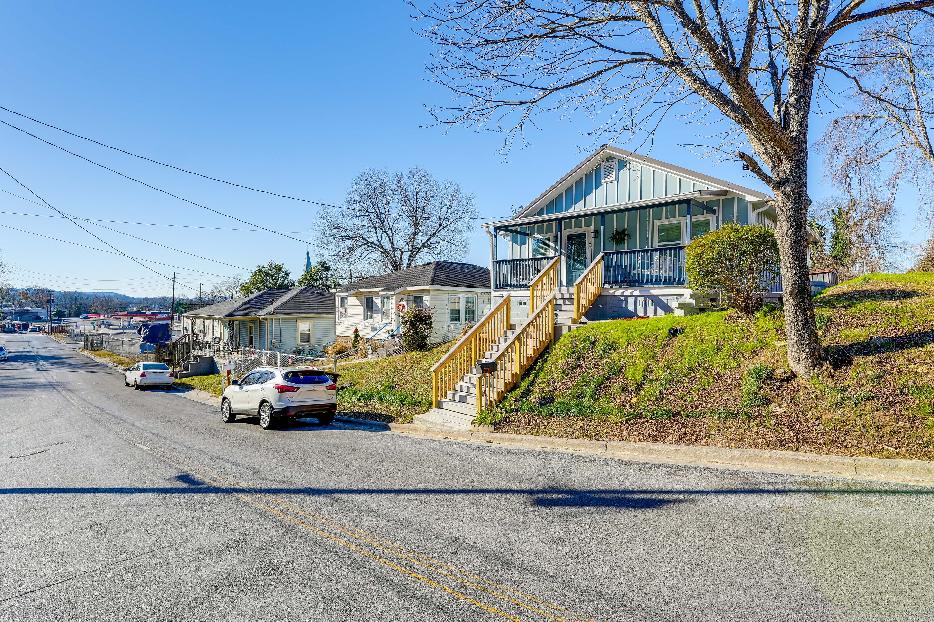 Street View | Free Street Parking