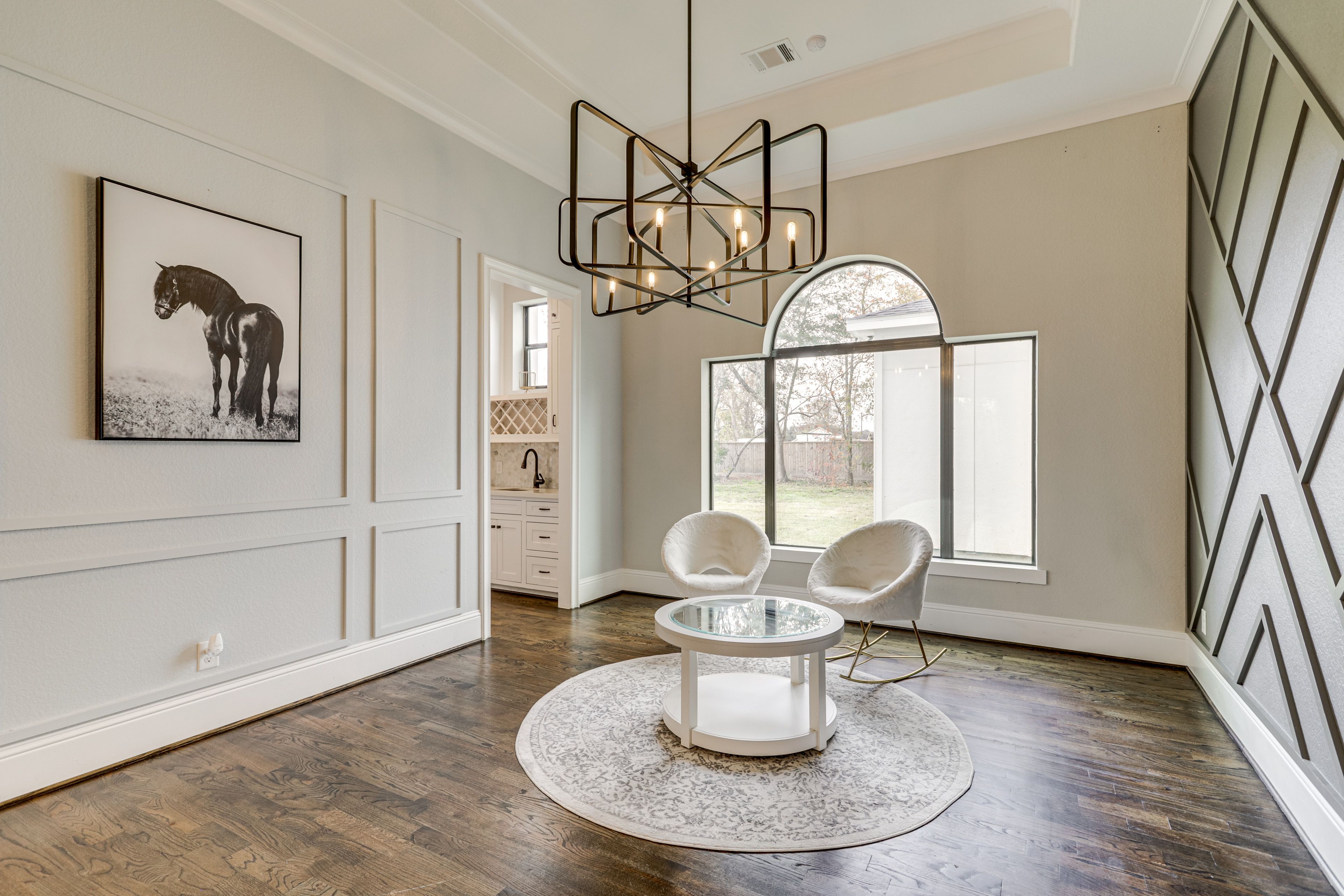 Sitting Room | 1st Floor