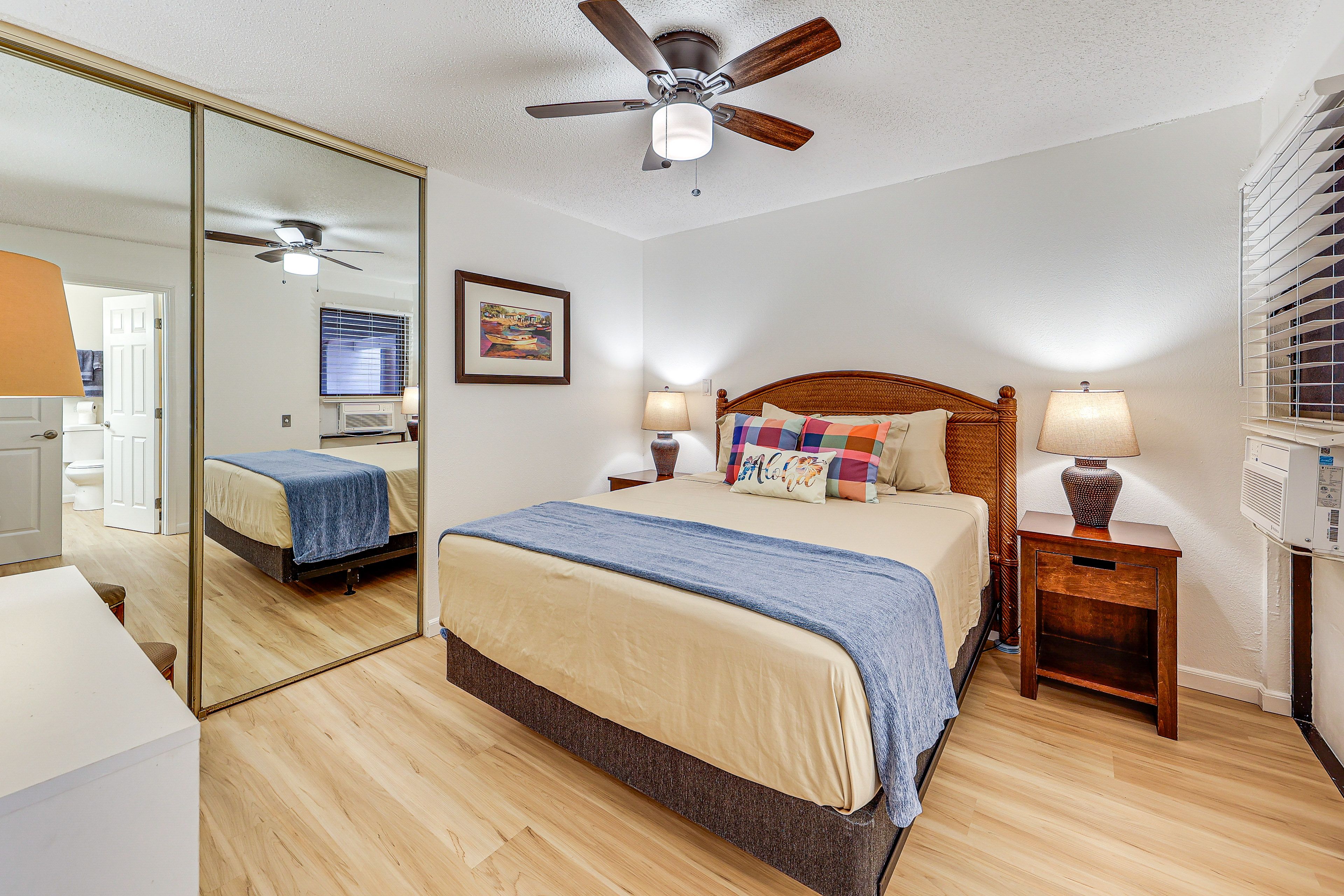 Bedroom 2 | Queen Bed | Flat-Screen TV