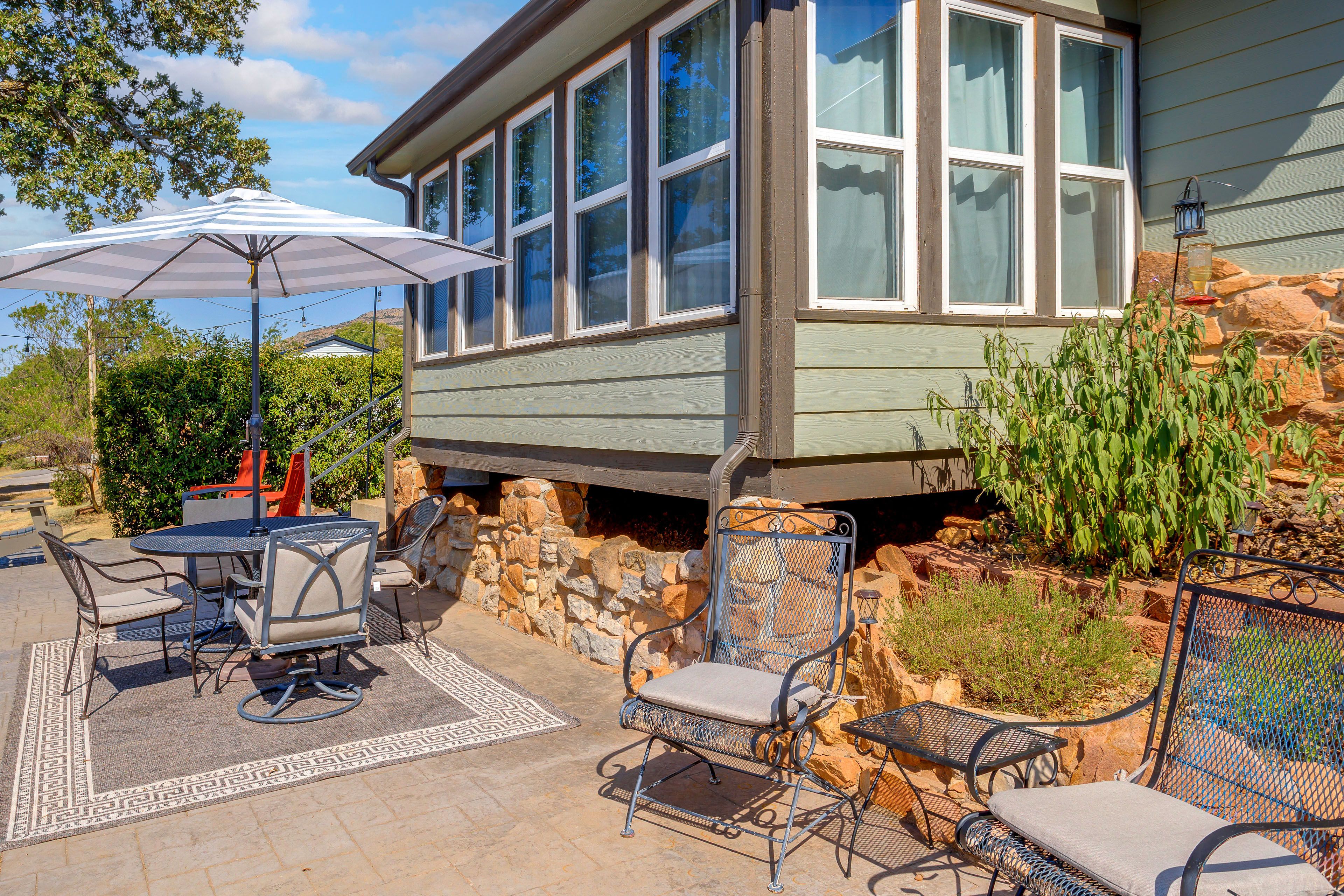 Medicine Park Vacation Rental | 2BR | 2BA | 1,000 Sq Ft | Small Step for Entry