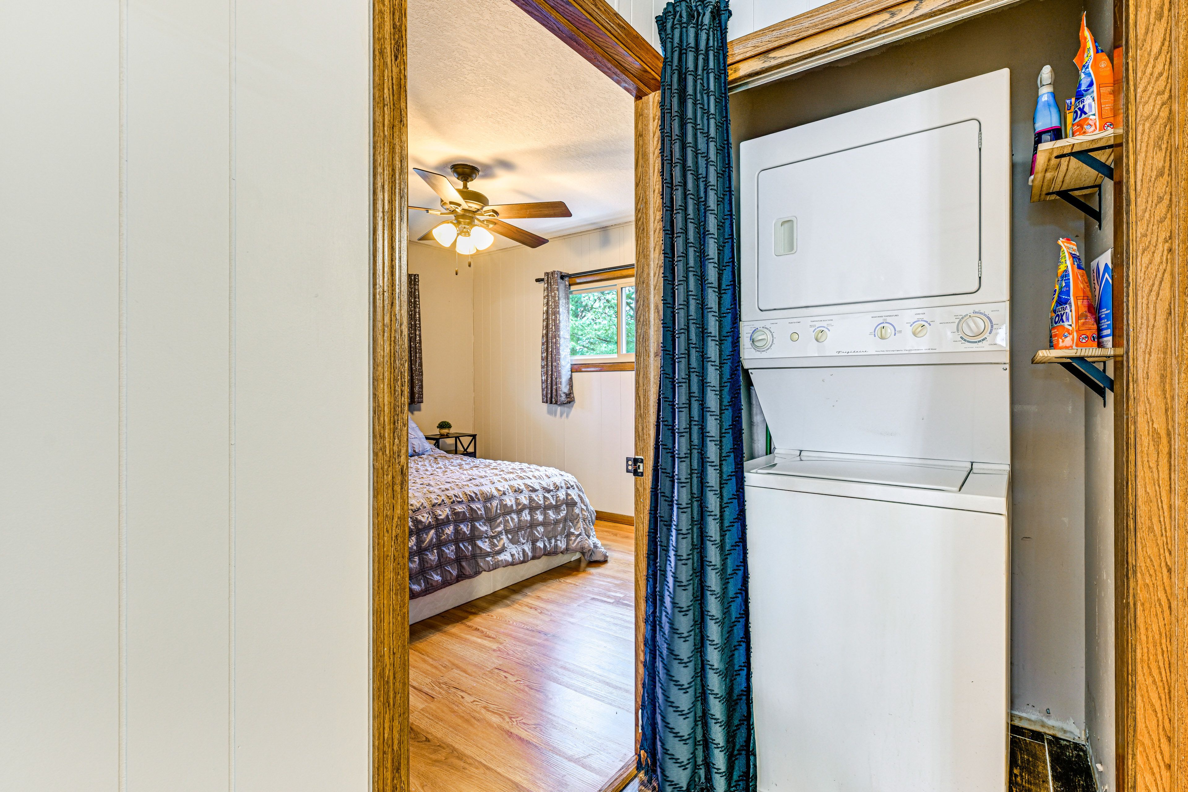 Laundry Area | Washer/Dryer | Hangers | Trash Bags/Paper Towels