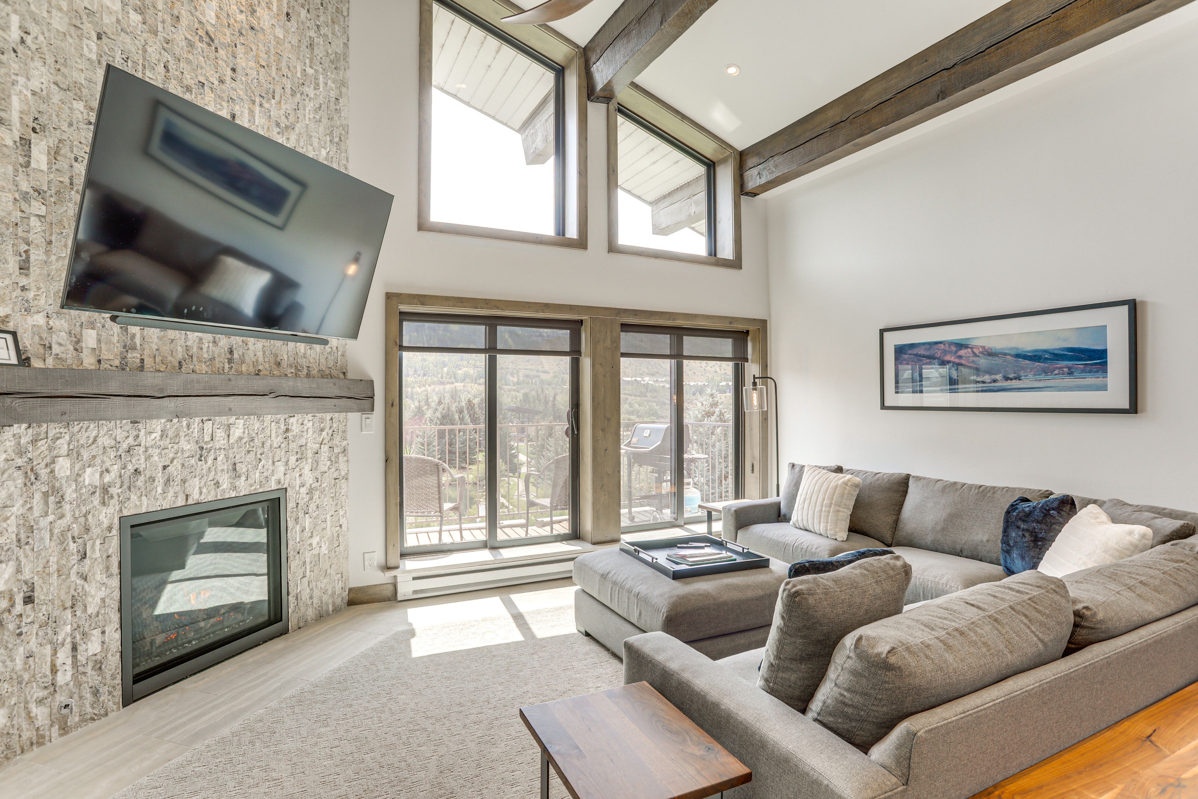 Living Room | Single-Story Condo | Gas Fireplace | Central Heating