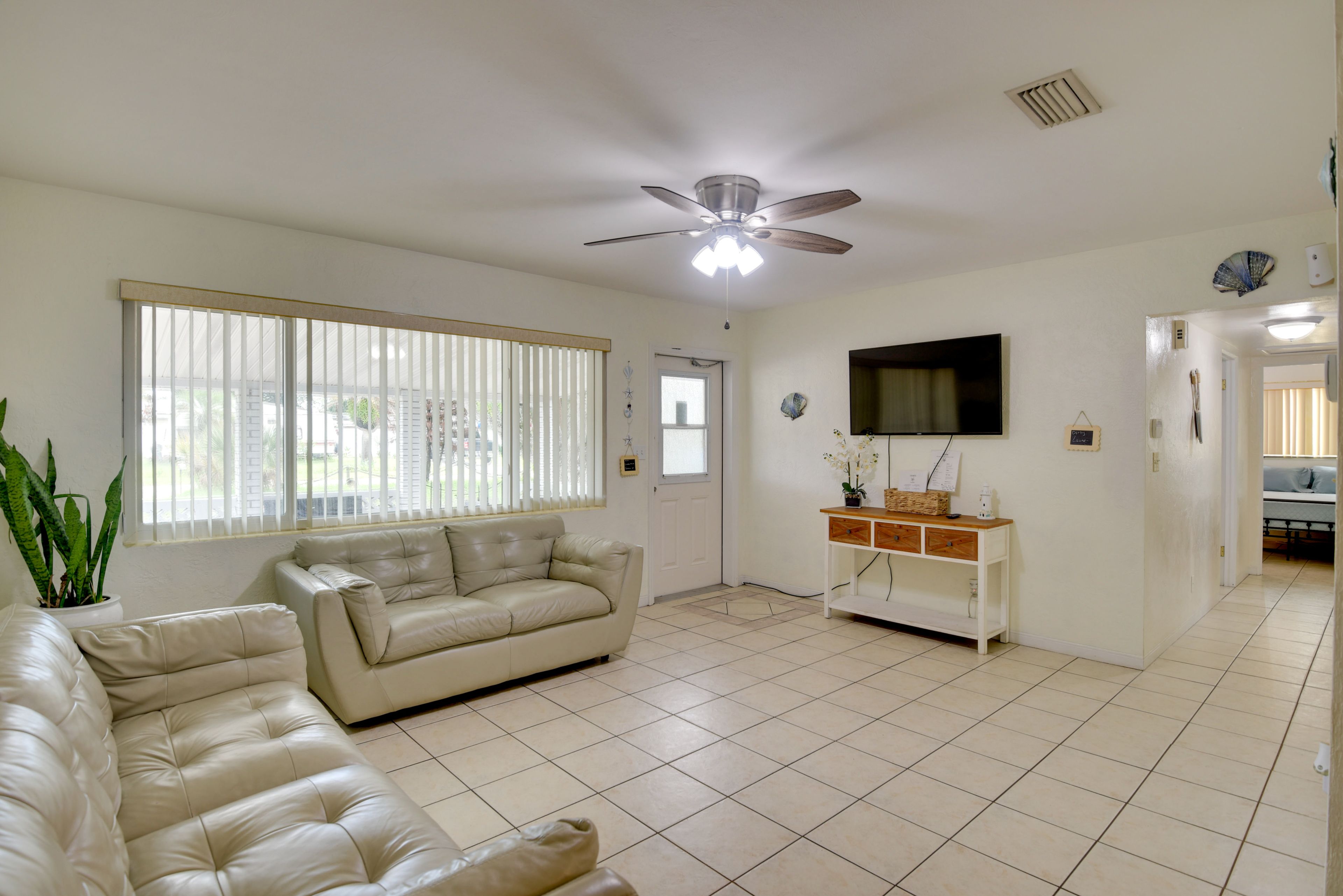 Daytona Beach Vacation Rental | 4BR | 2BA | 1,588 Sq Ft | 1 Step Required