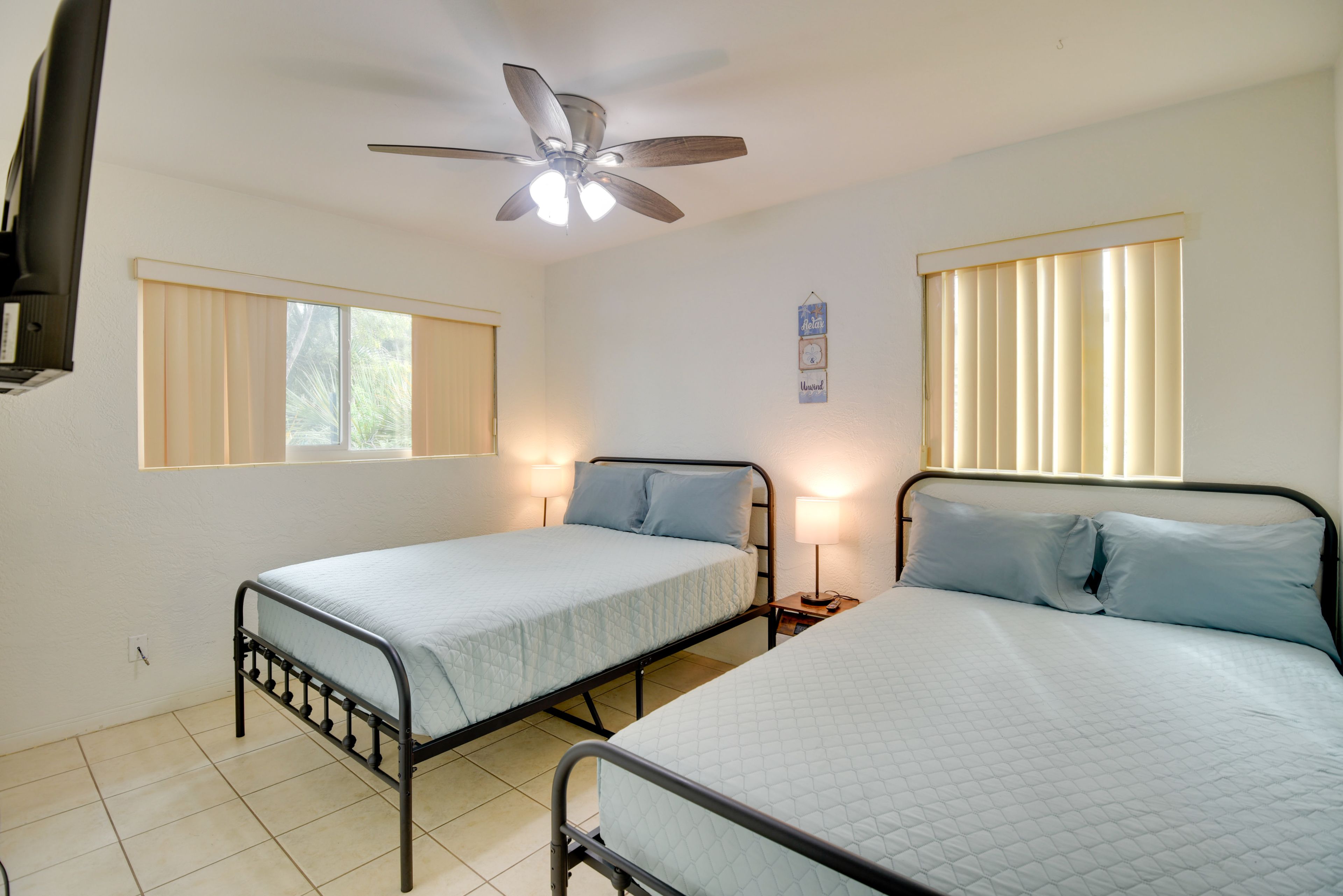 Bedroom 3 | 2 Full Beds | Smart TV