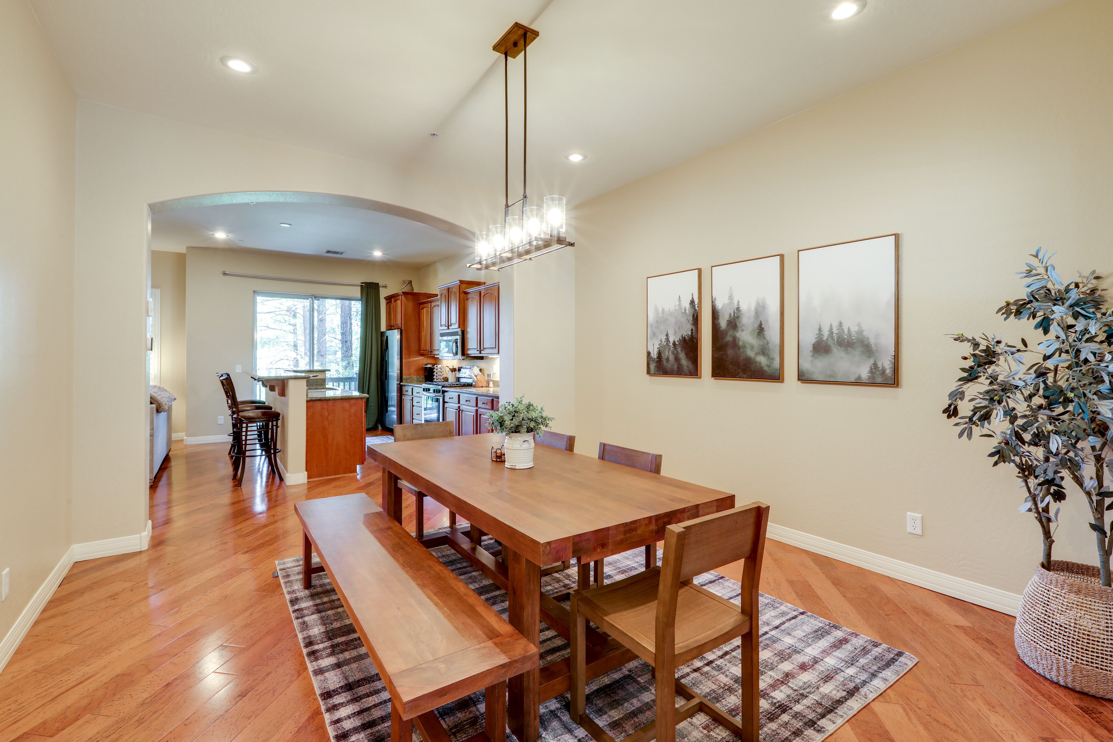 Dining Area | 1st Floor | Dining Table