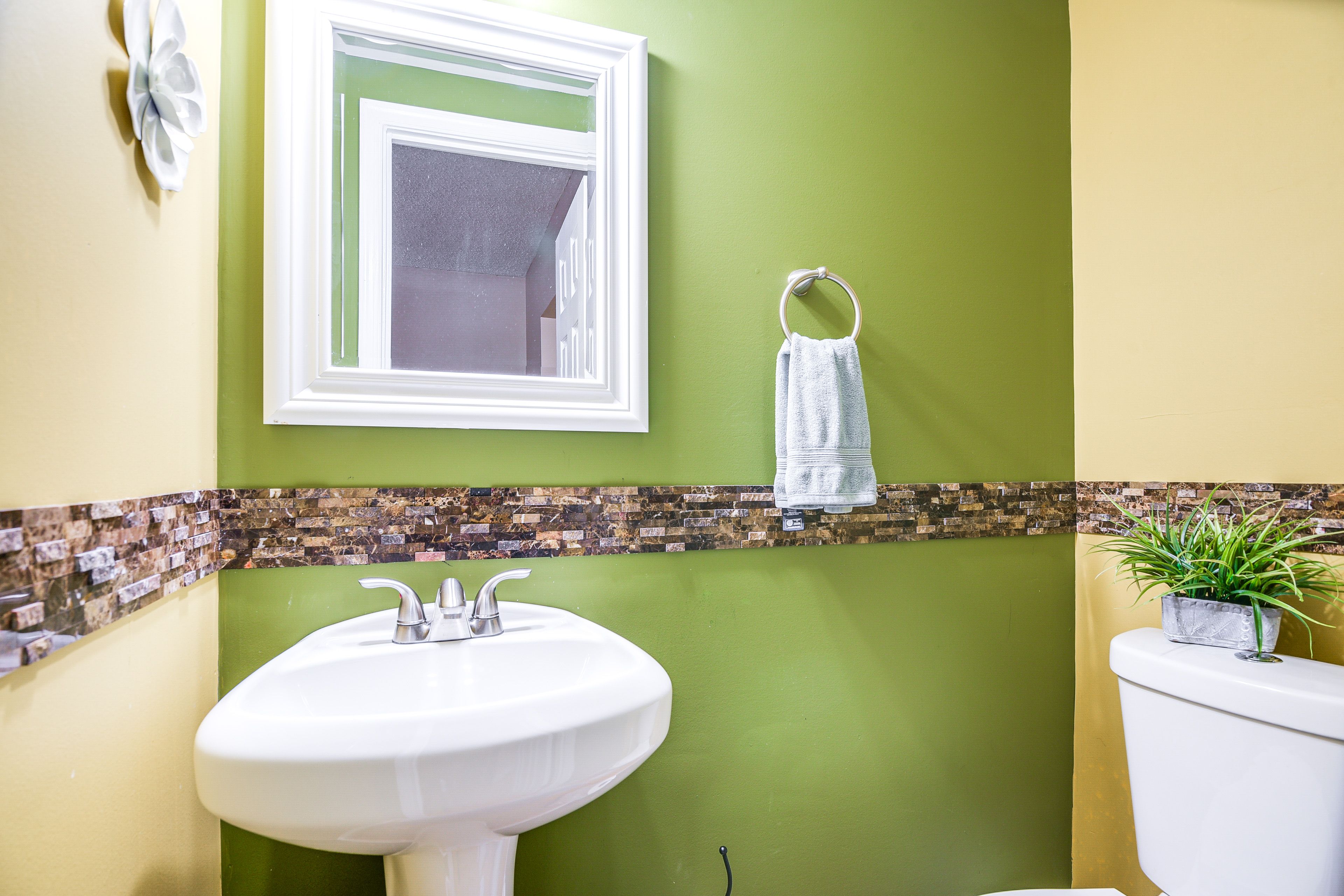 Half Bathroom | 1st Floor