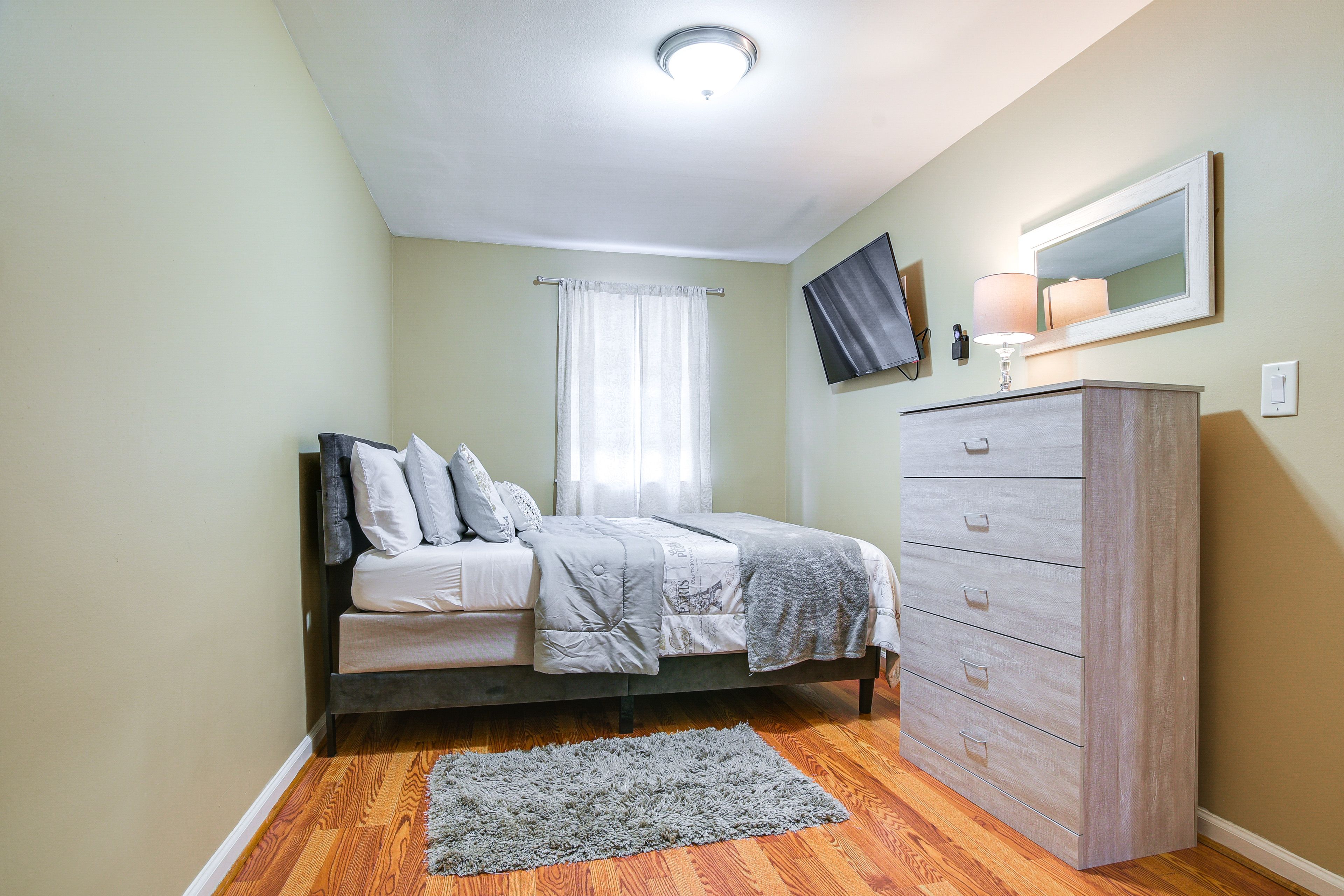 Bedroom 1 | Queen Bed | 2nd Floor | Linens Provided