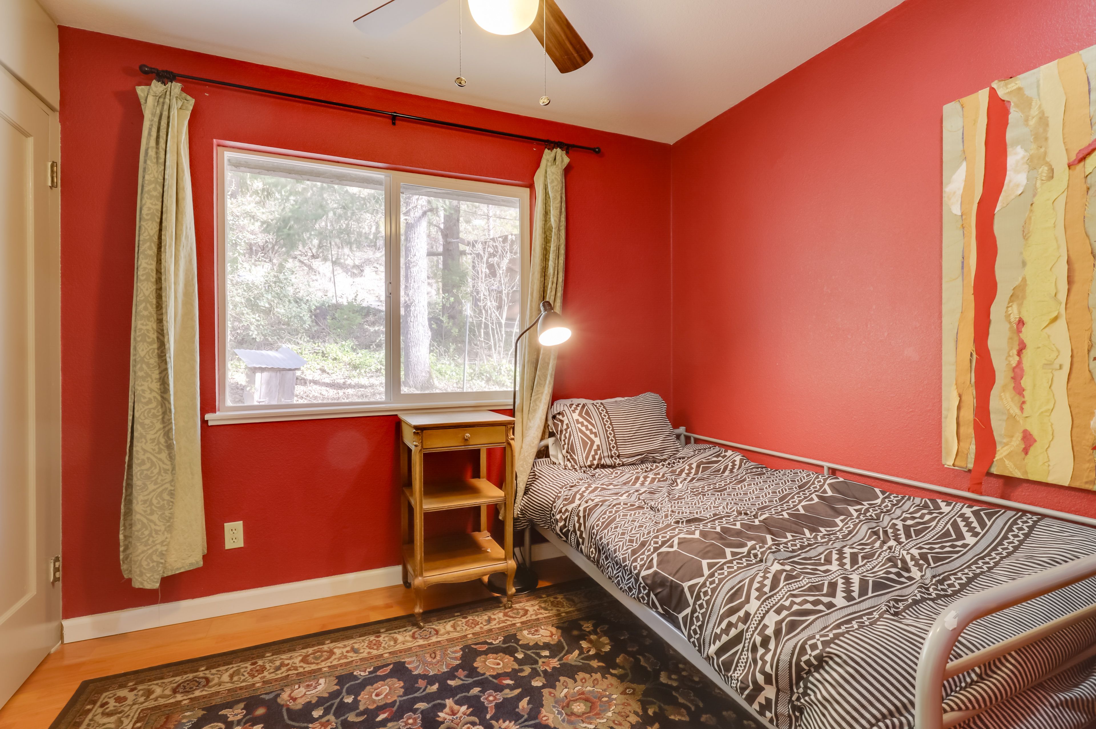 Bedroom 3 | Twin Daybed | Linens Provided