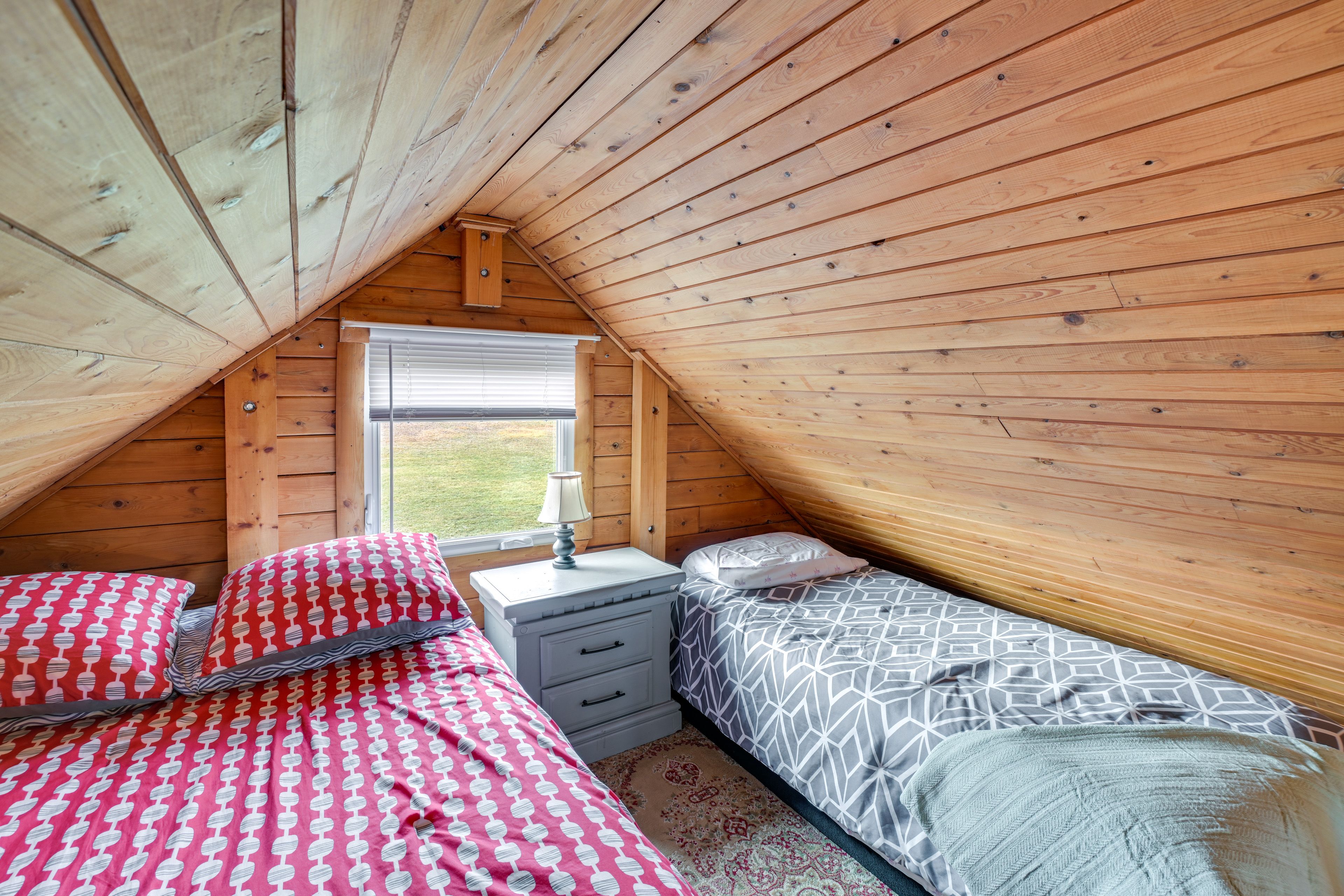 Bedroom 2 (Loft) | 2nd Floor | Queen Bed | Twin Bed