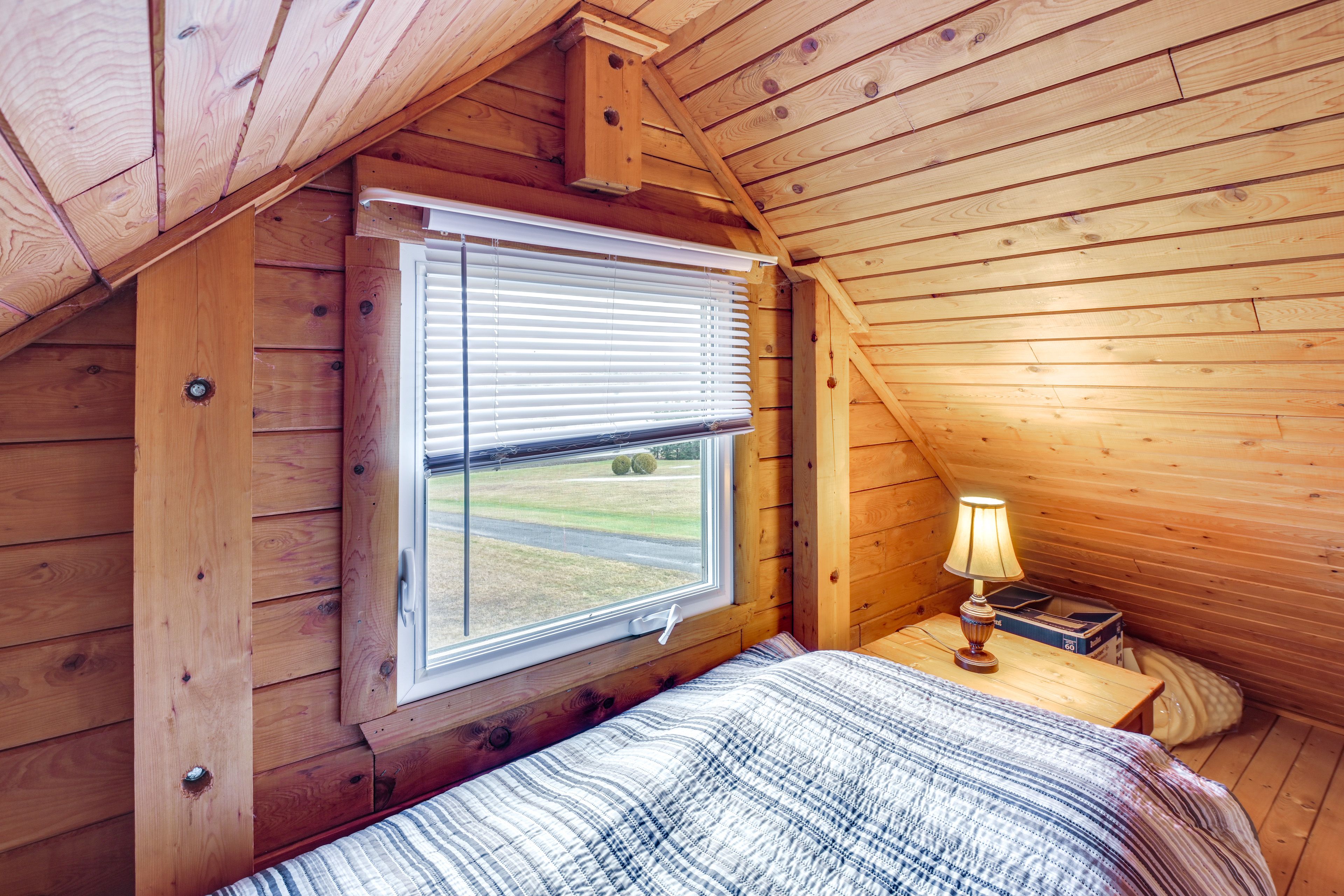 Bedroom 2 (Loft) | 2nd Floor | Twin Bed