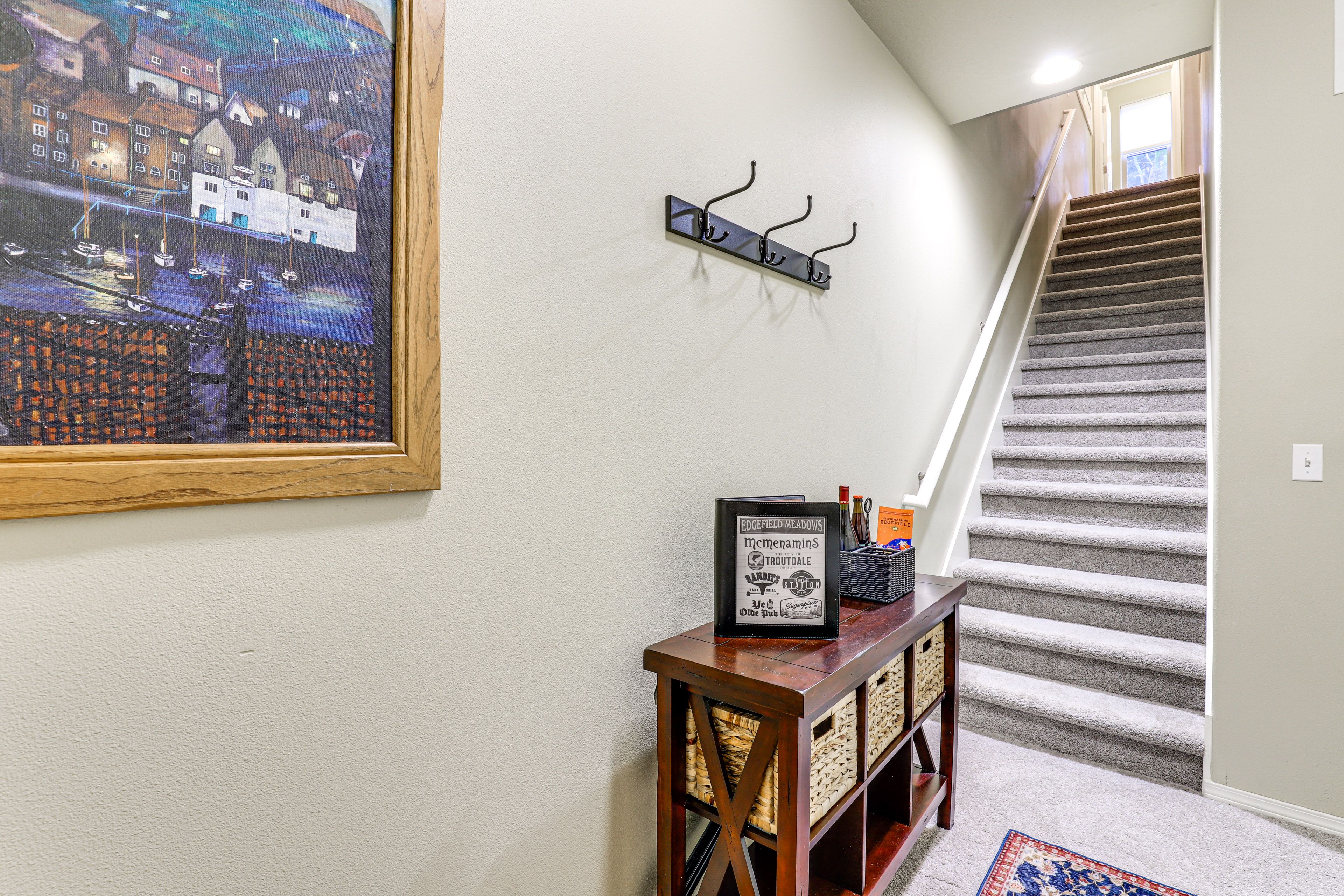 Entryway | Lower Level