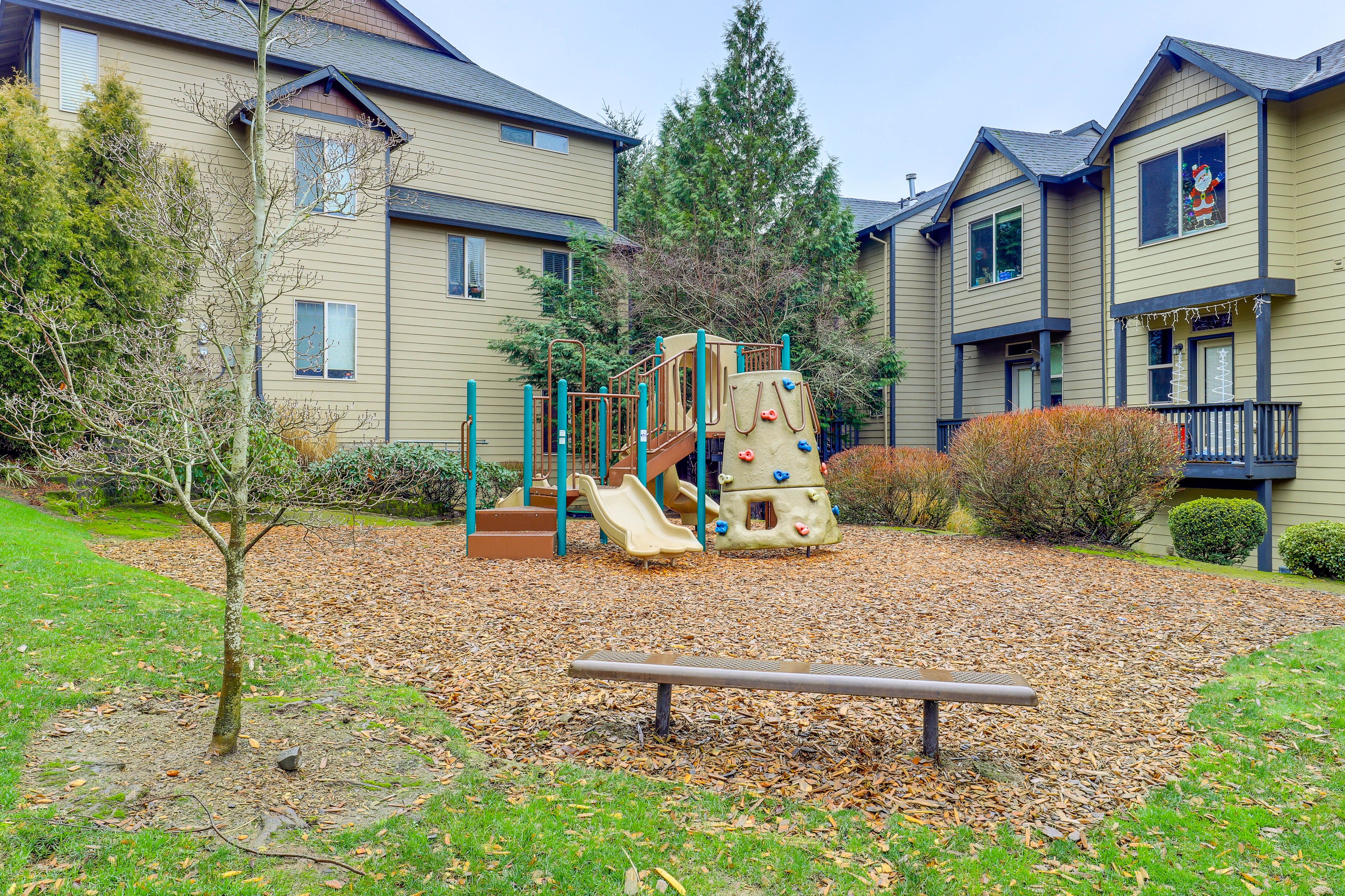 Community Amenities | Playground