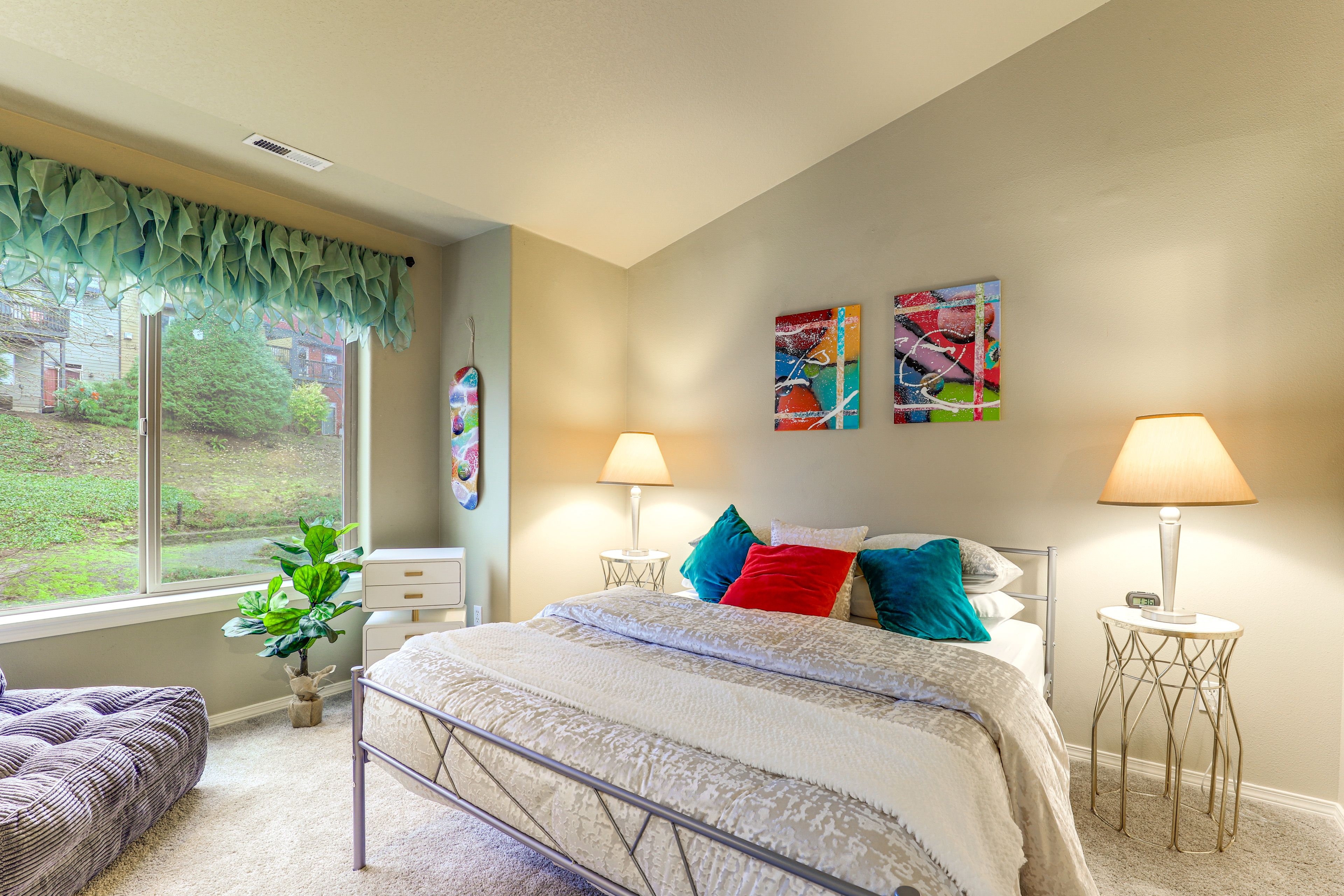 Bedroom 1 | Upper Level | Queen Bed | Walk-In Closet