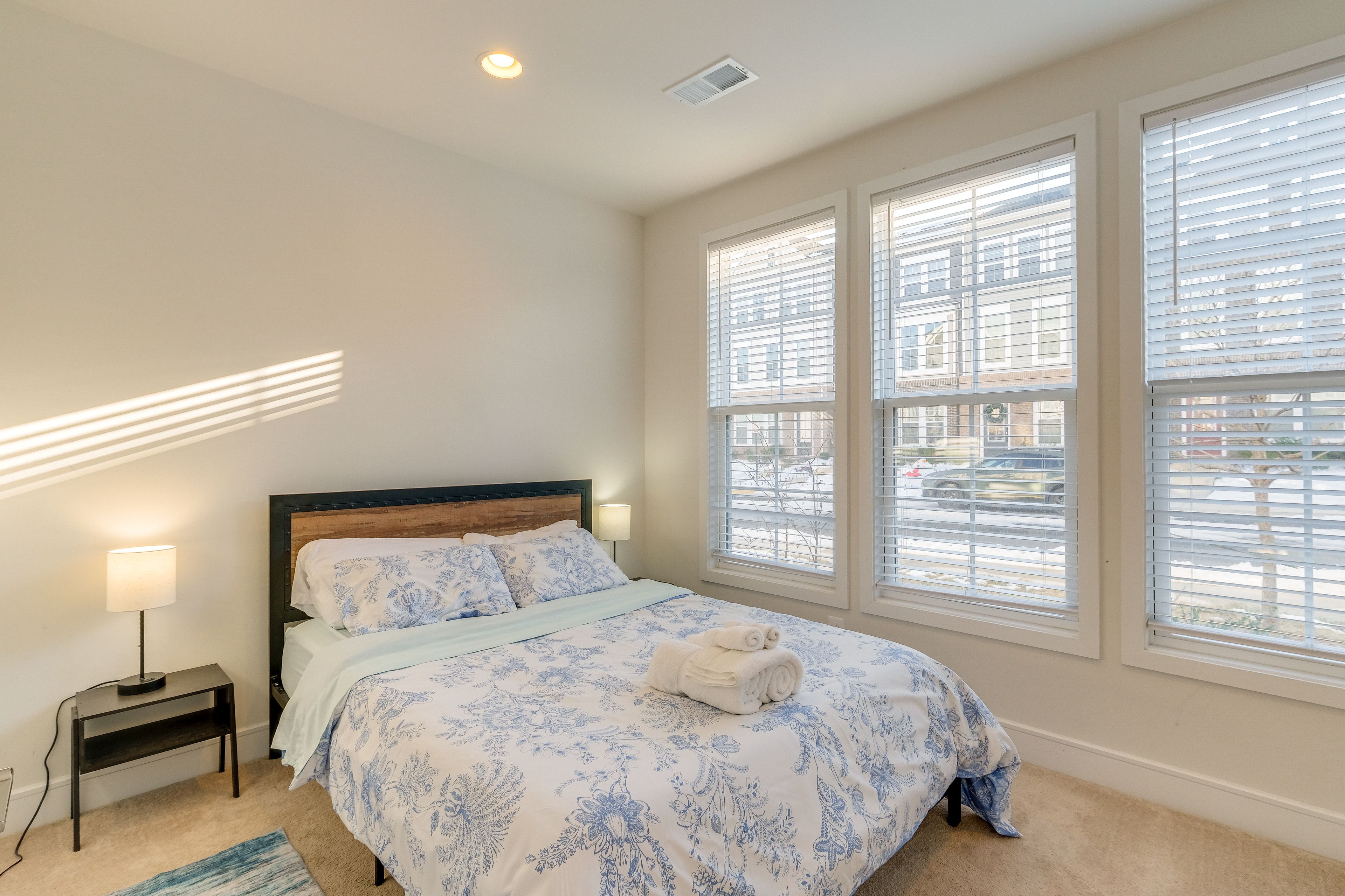 Bedroom 1 | 1st Floor | Queen Bed | Linens Provided