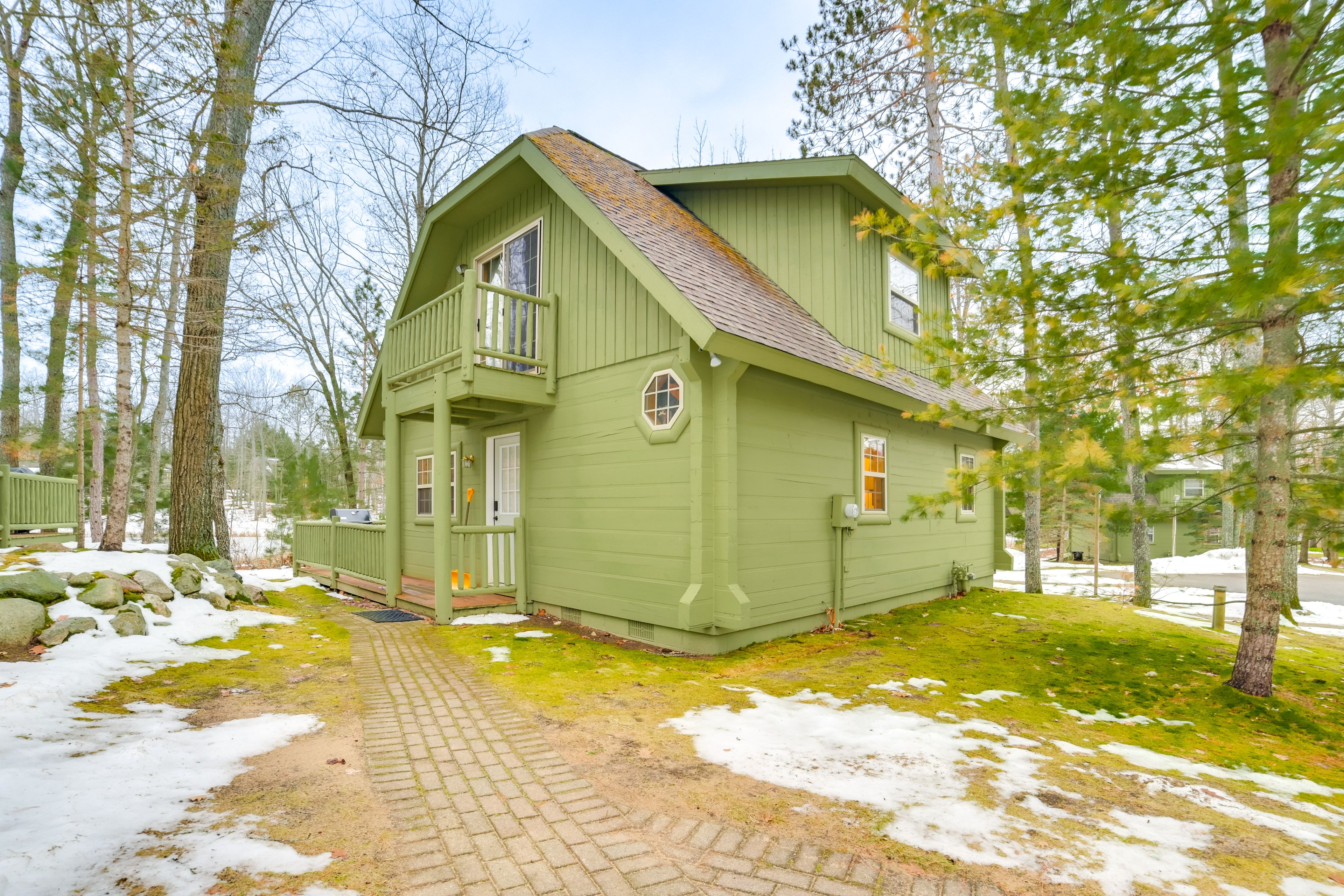 Property Exterior | 2-Story Cottage | Private Balcony & Deck