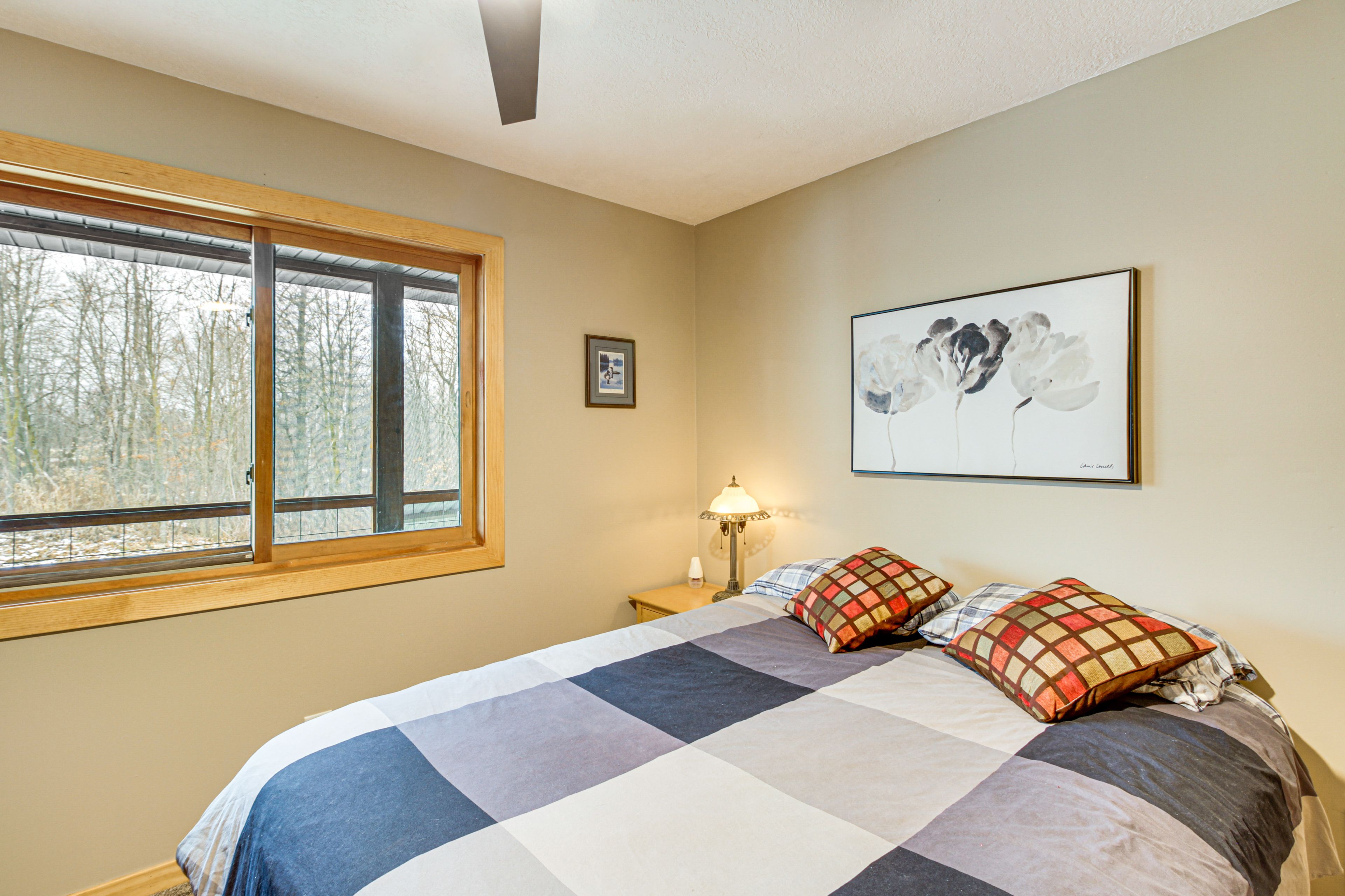 Bedroom 3 | Main Level | Queen Bed