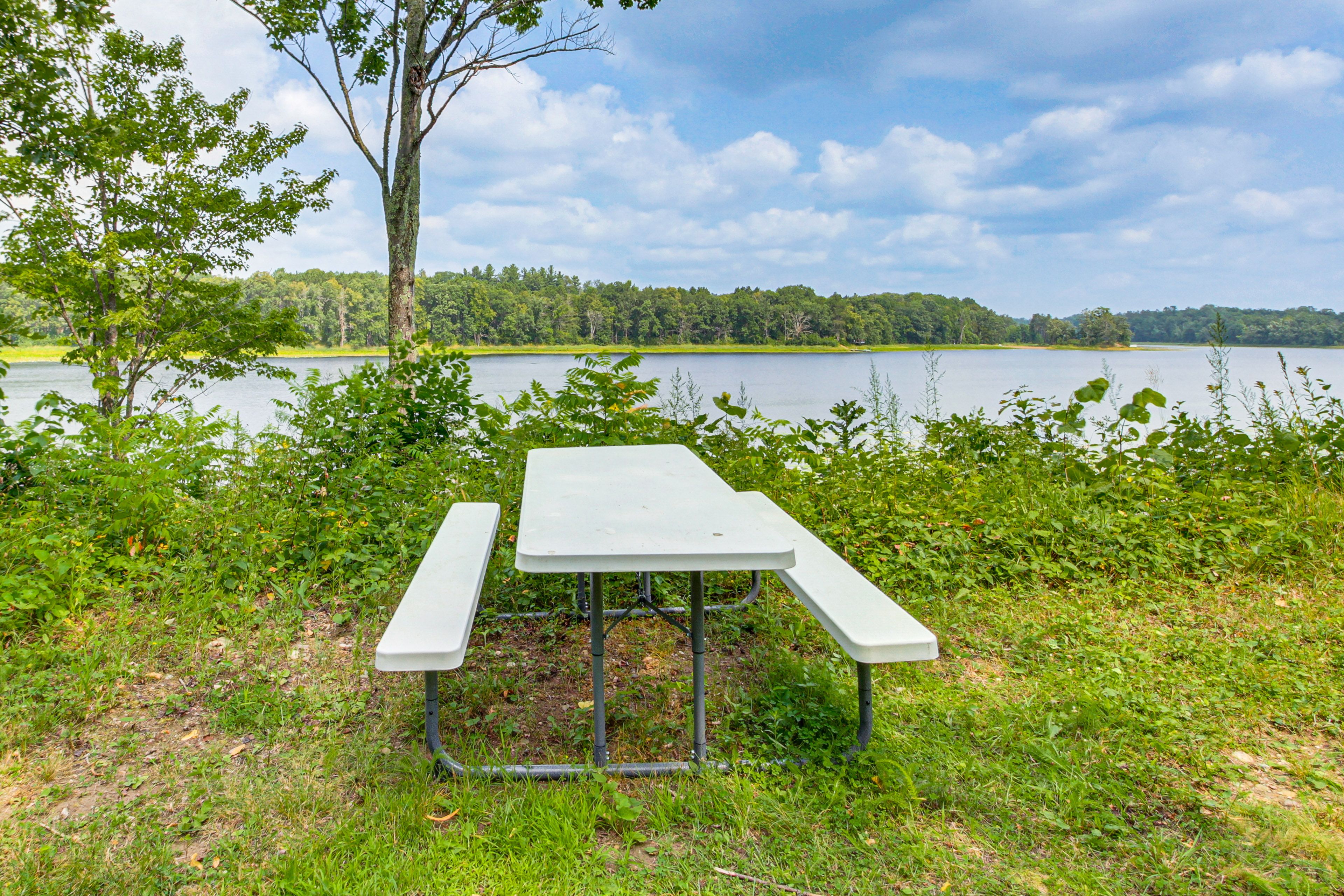 Direct Lake Full of Fish Access