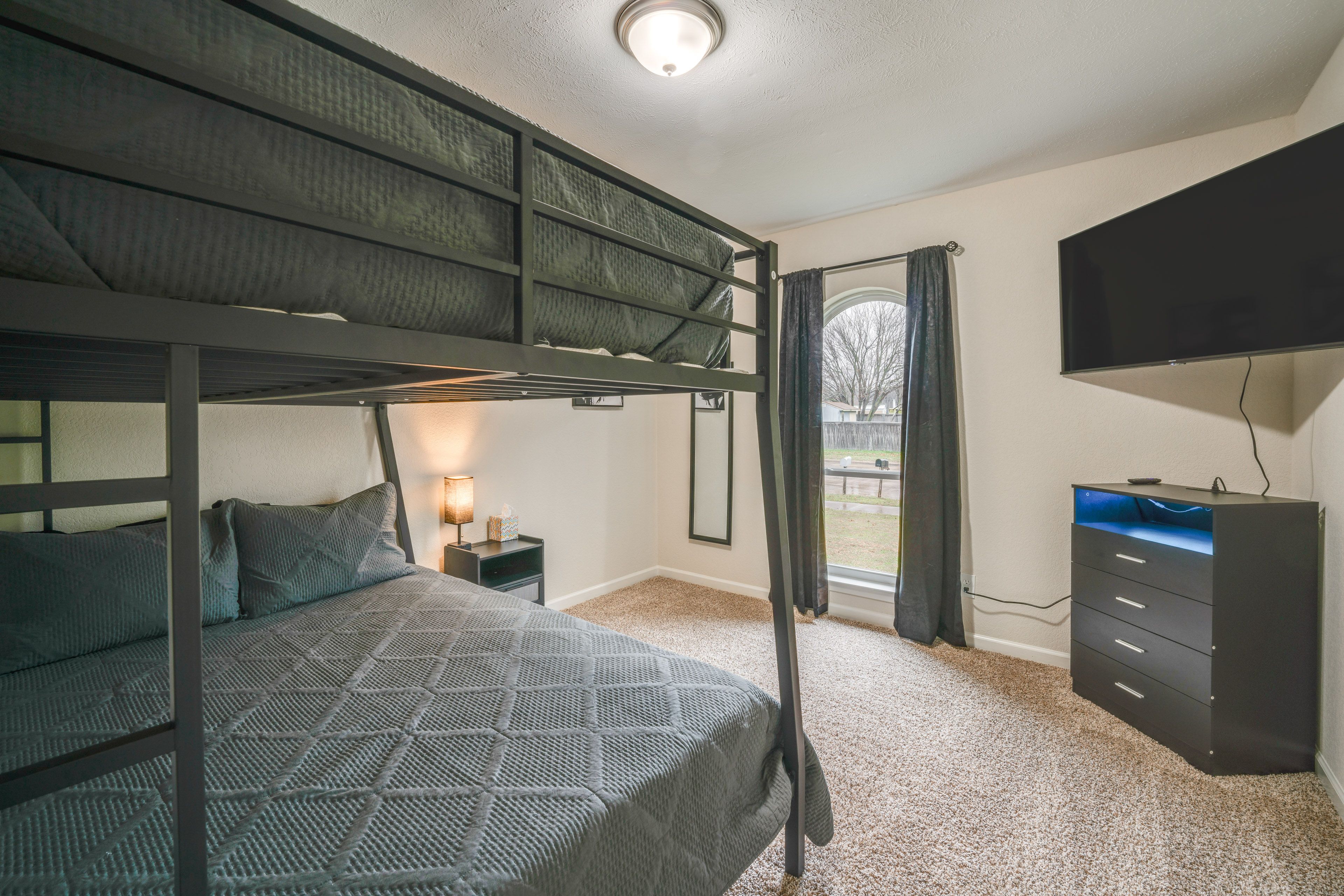 Bedroom 3 | Full/Queen Bunk Bed