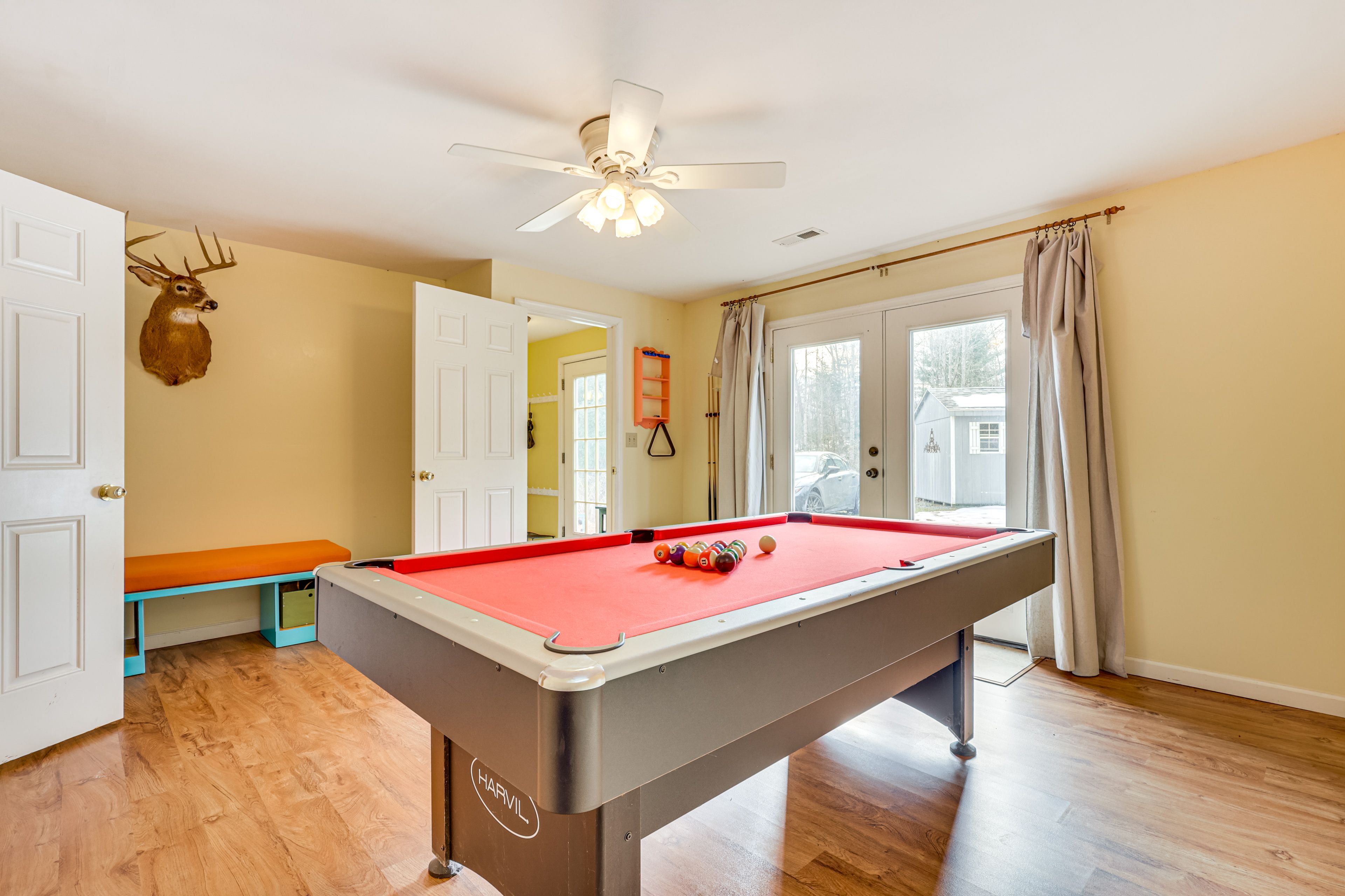 Game Room | Ping-Pong Table | Pool Table | Board Games