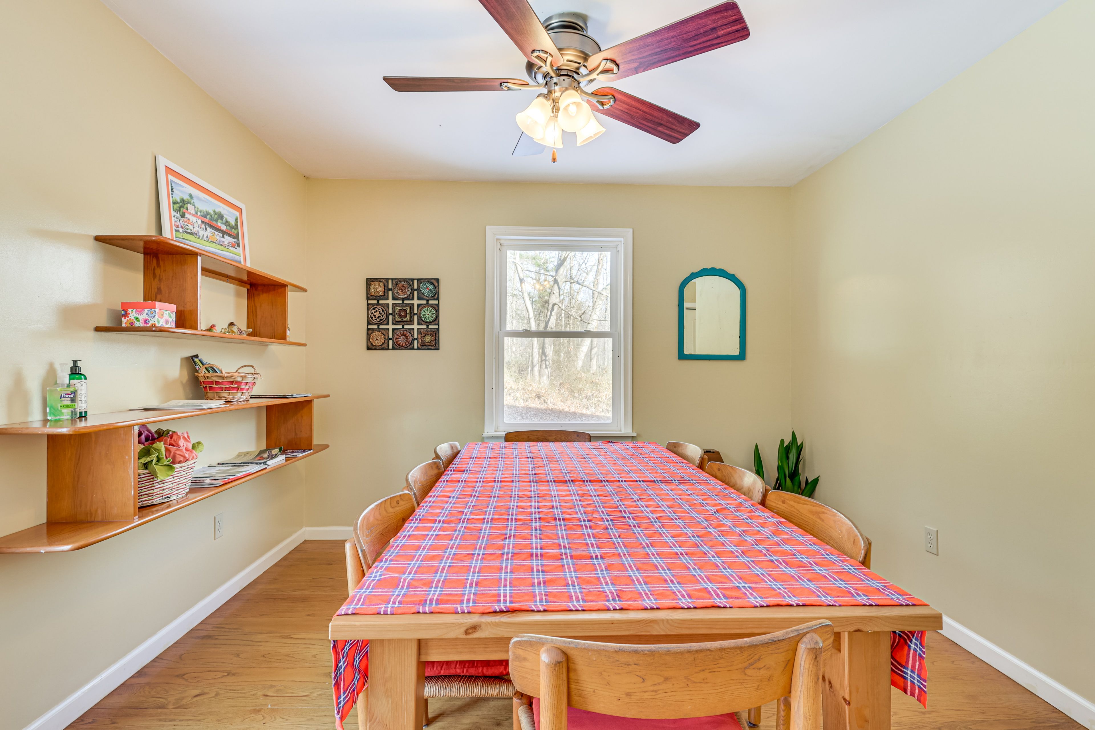 Dining Room | Dishware/Flatware Provided | 2nd Floor
