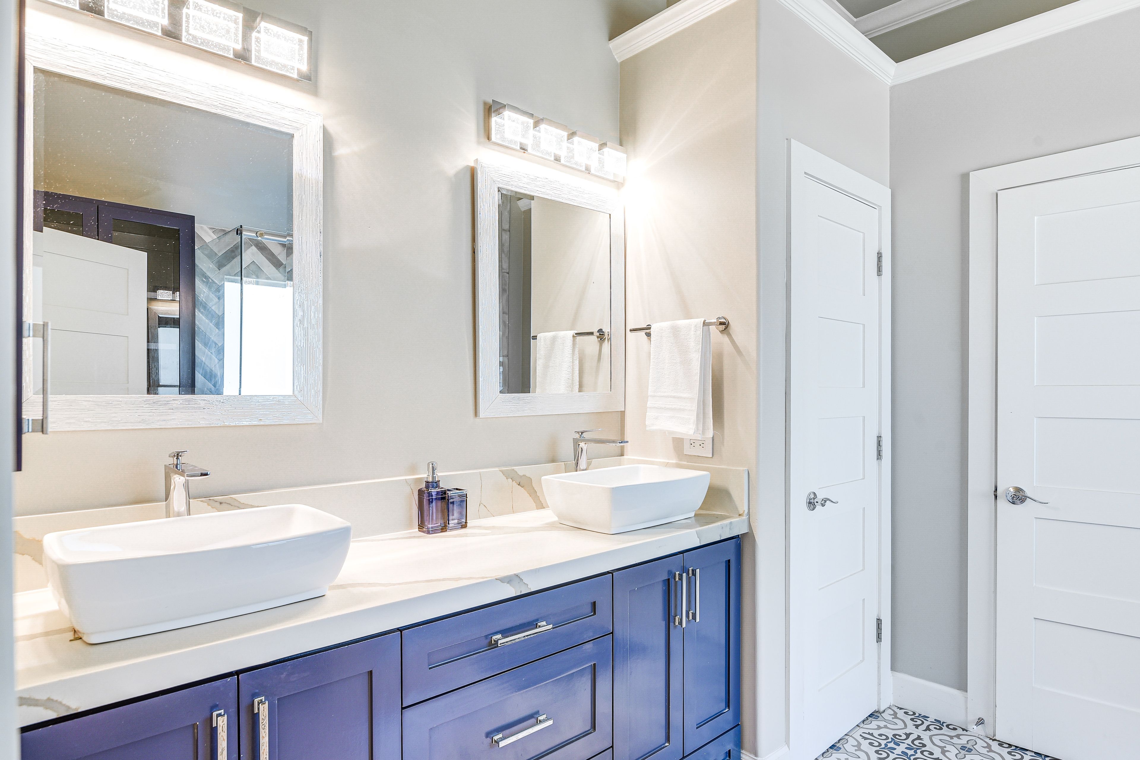 En-Suite Bathroom | Towels Provided