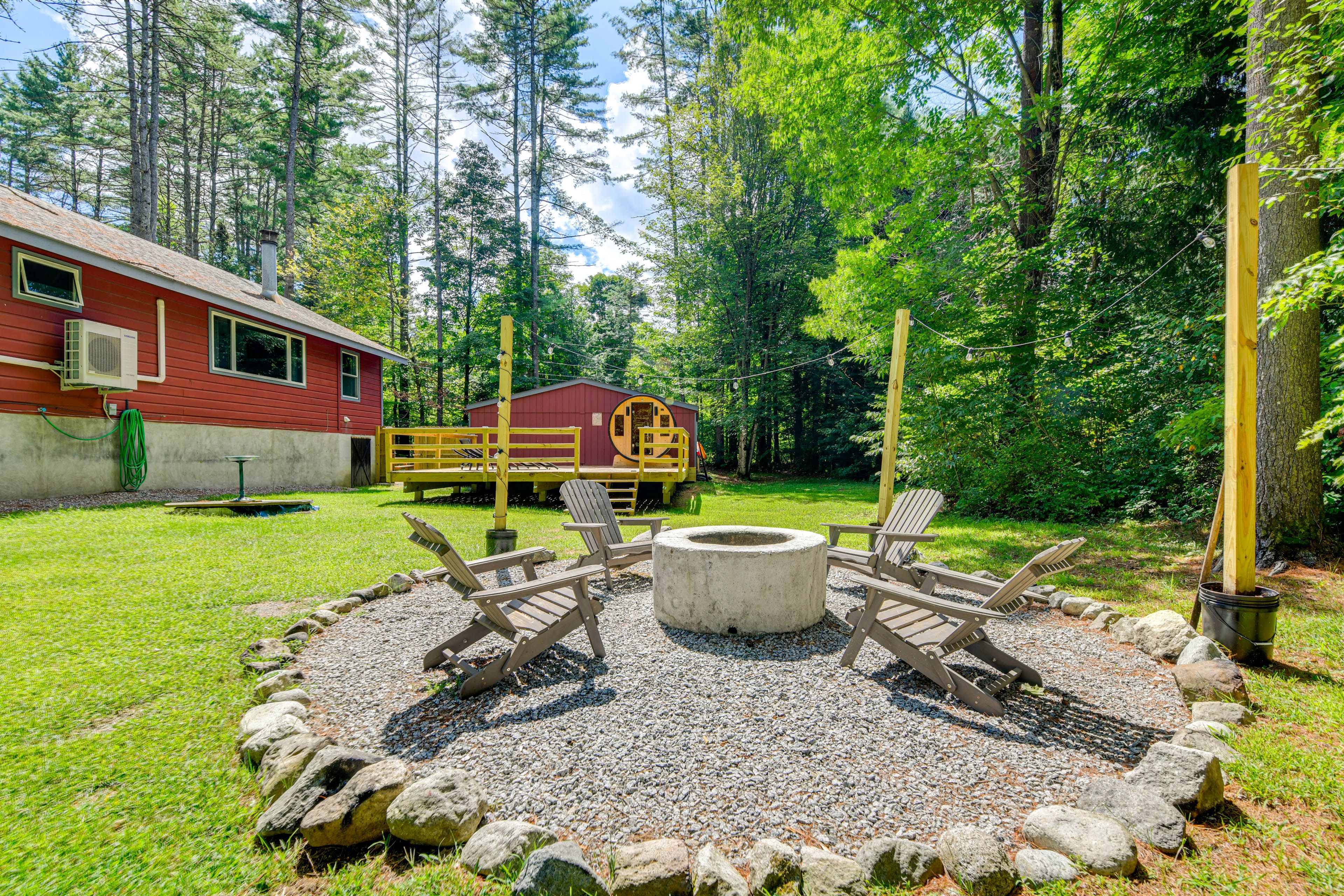 Private Backyard Area | Smokeless Fire Pit