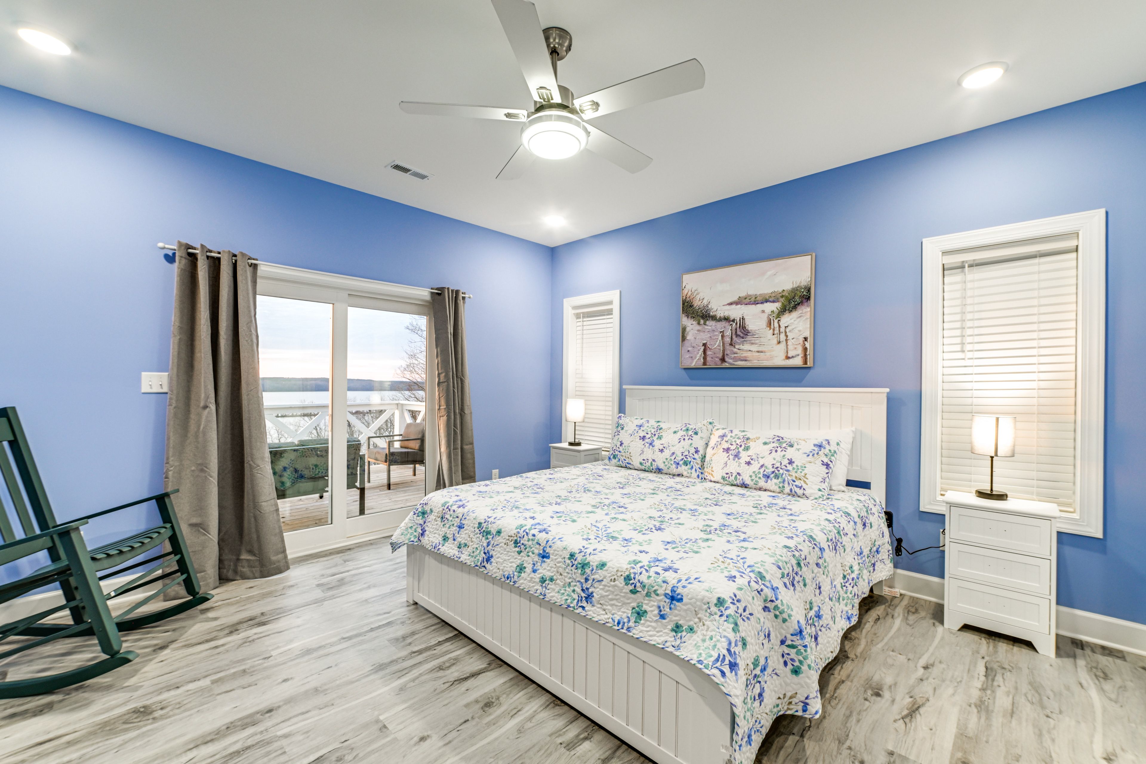 Bedroom 1 | Upper Floor | King Bed | Linens Provided