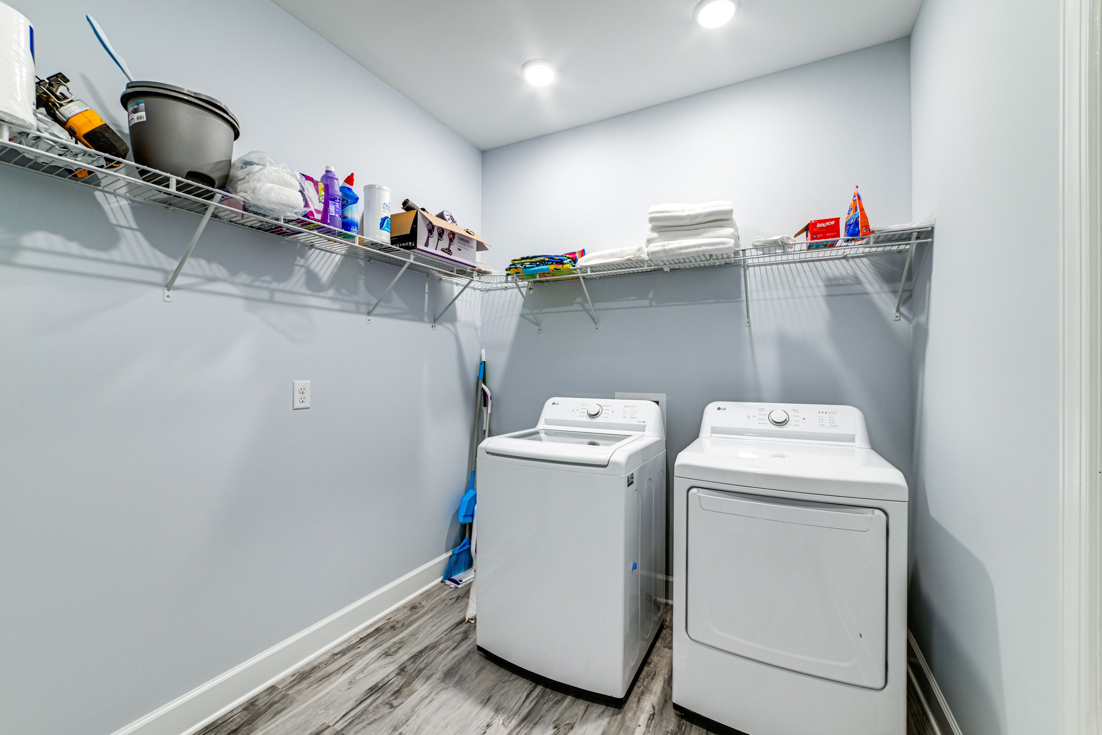 Laundry Room | Upper Floor | Washer & Dryer