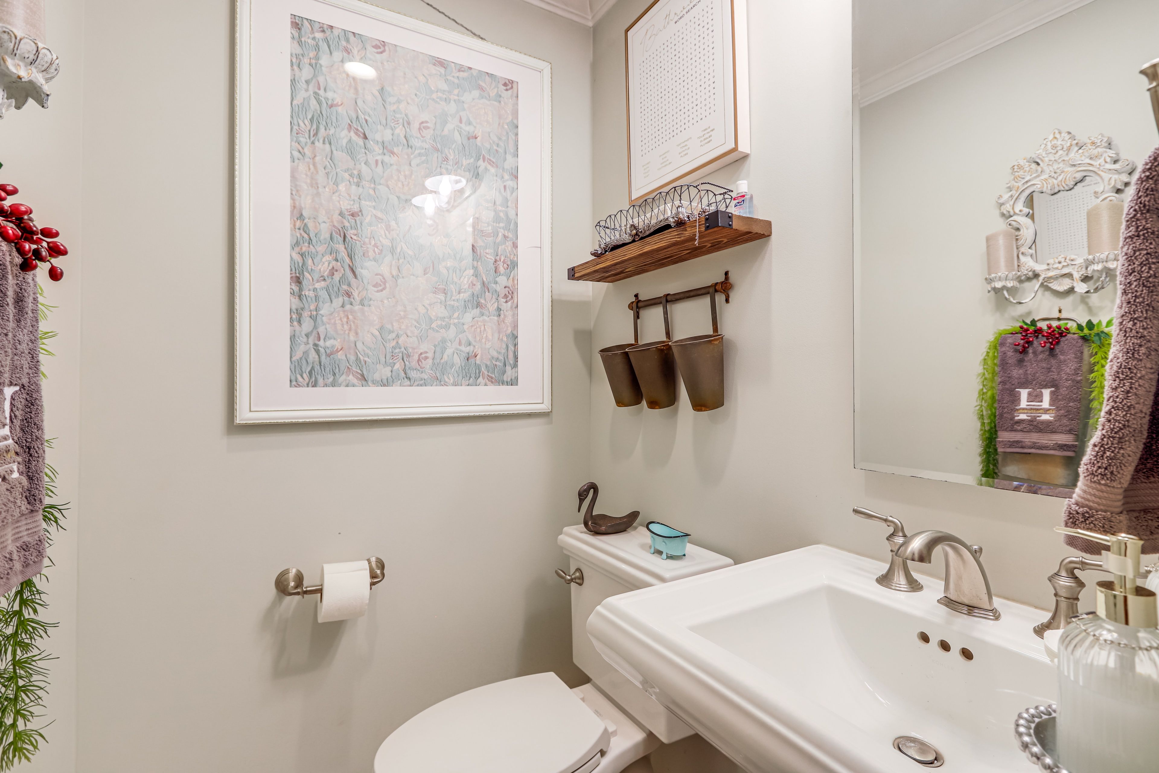 Half Bathroom | 1st Floor