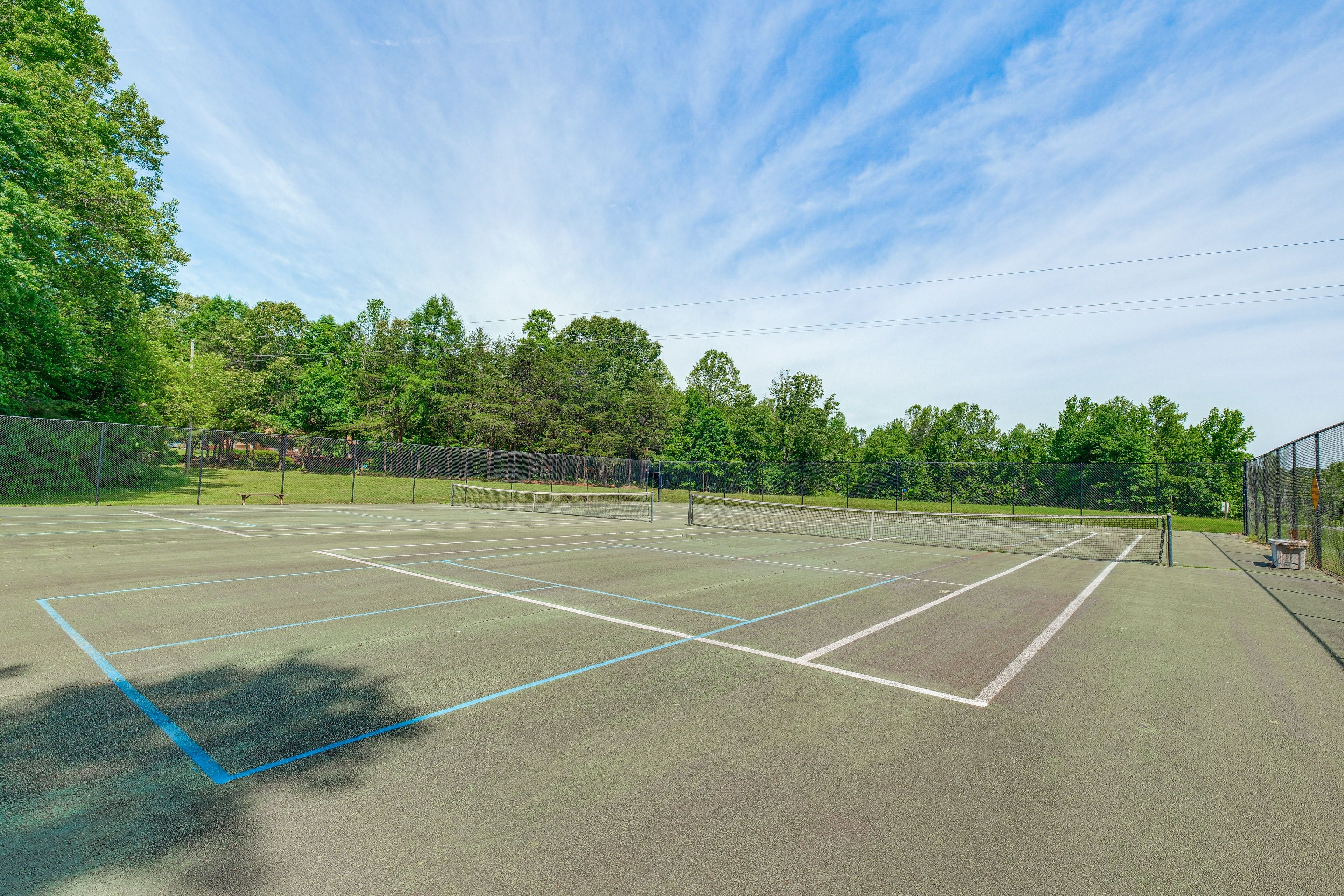 Community Amenities | Tennis Courts