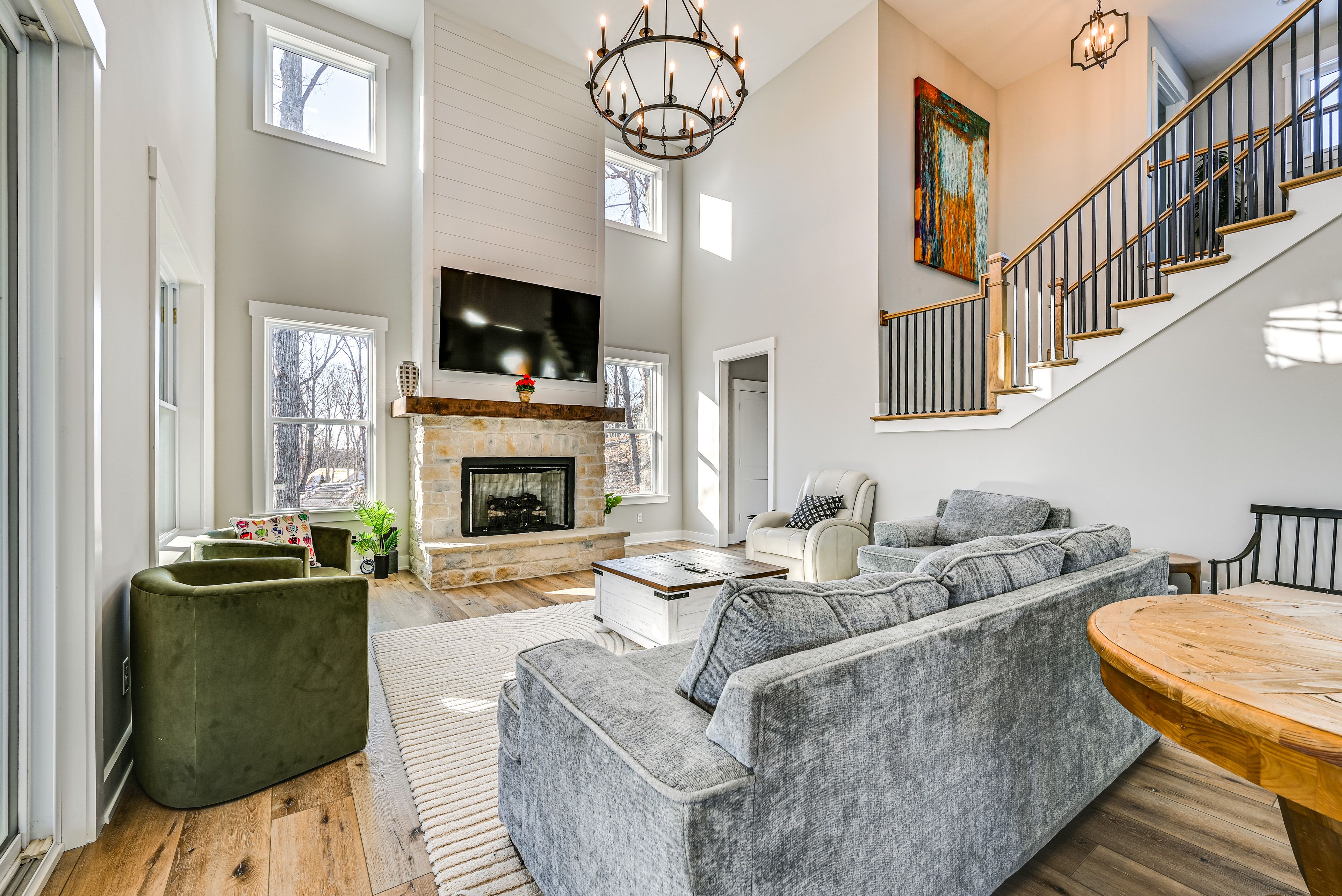 Living Room | Free WiFi | Books/Board Games | Amazon Alexa Speaker | 1st Floor