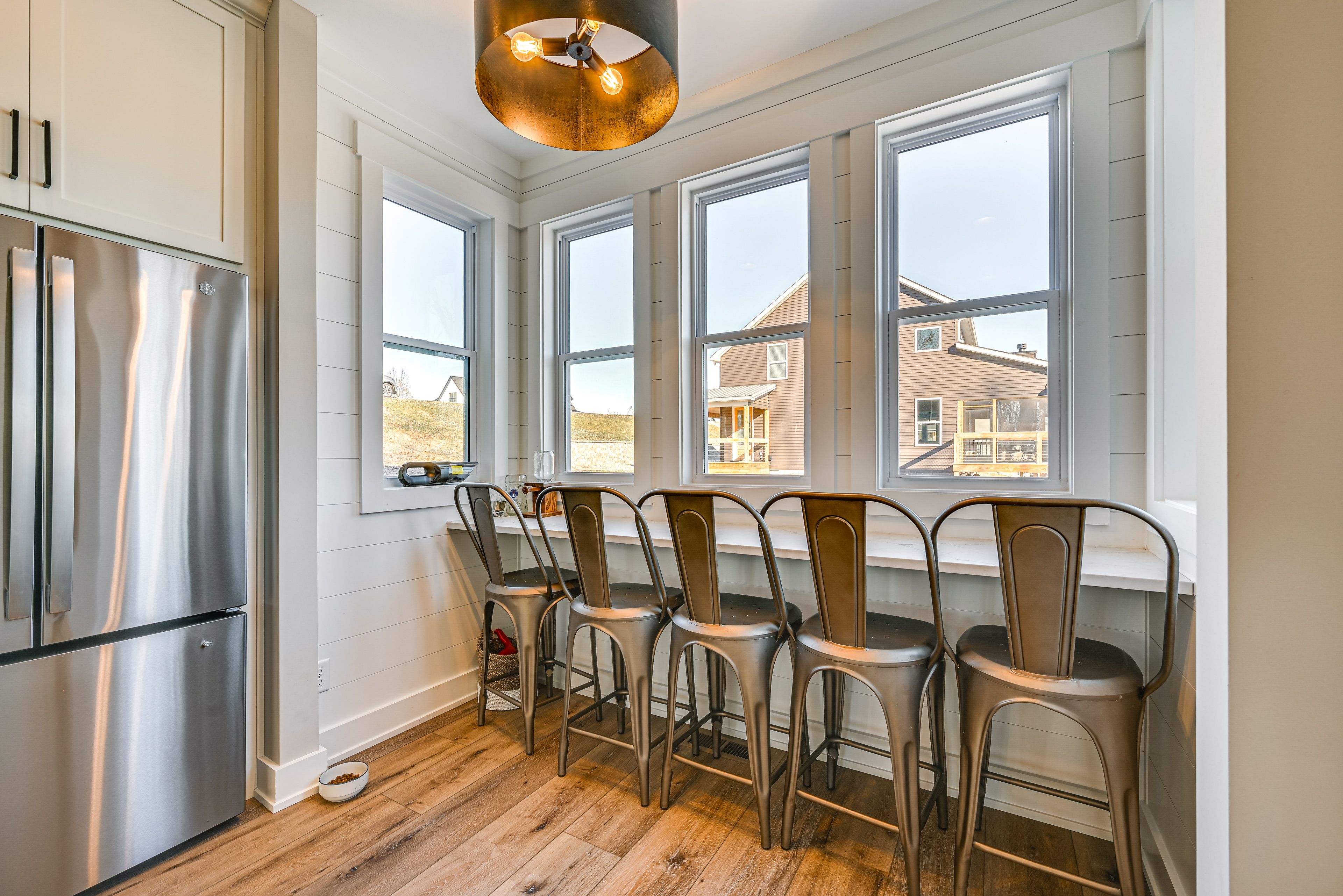Dining Bar | 1st Floor | Dishware/Flatware