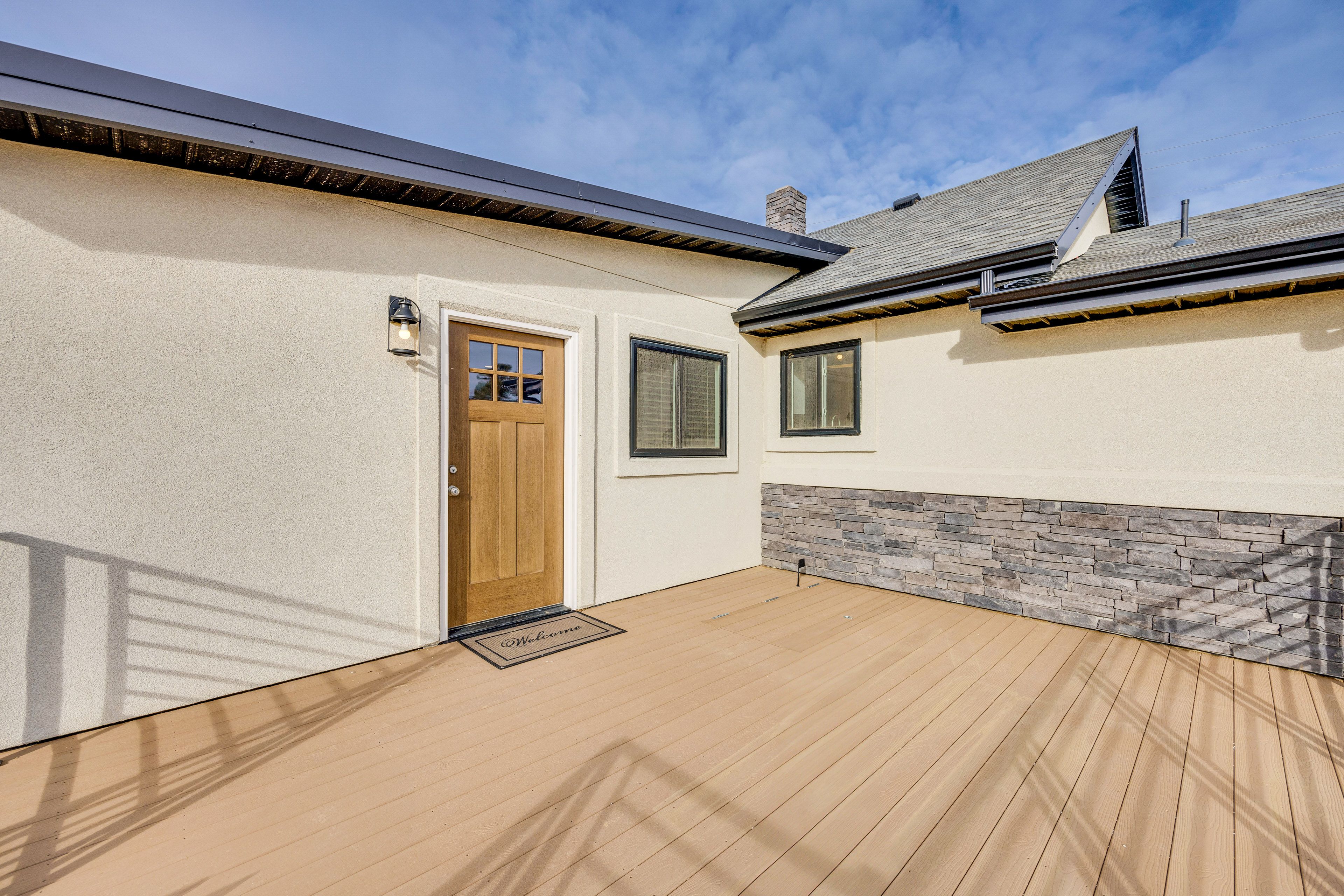 Deck | Front Entry