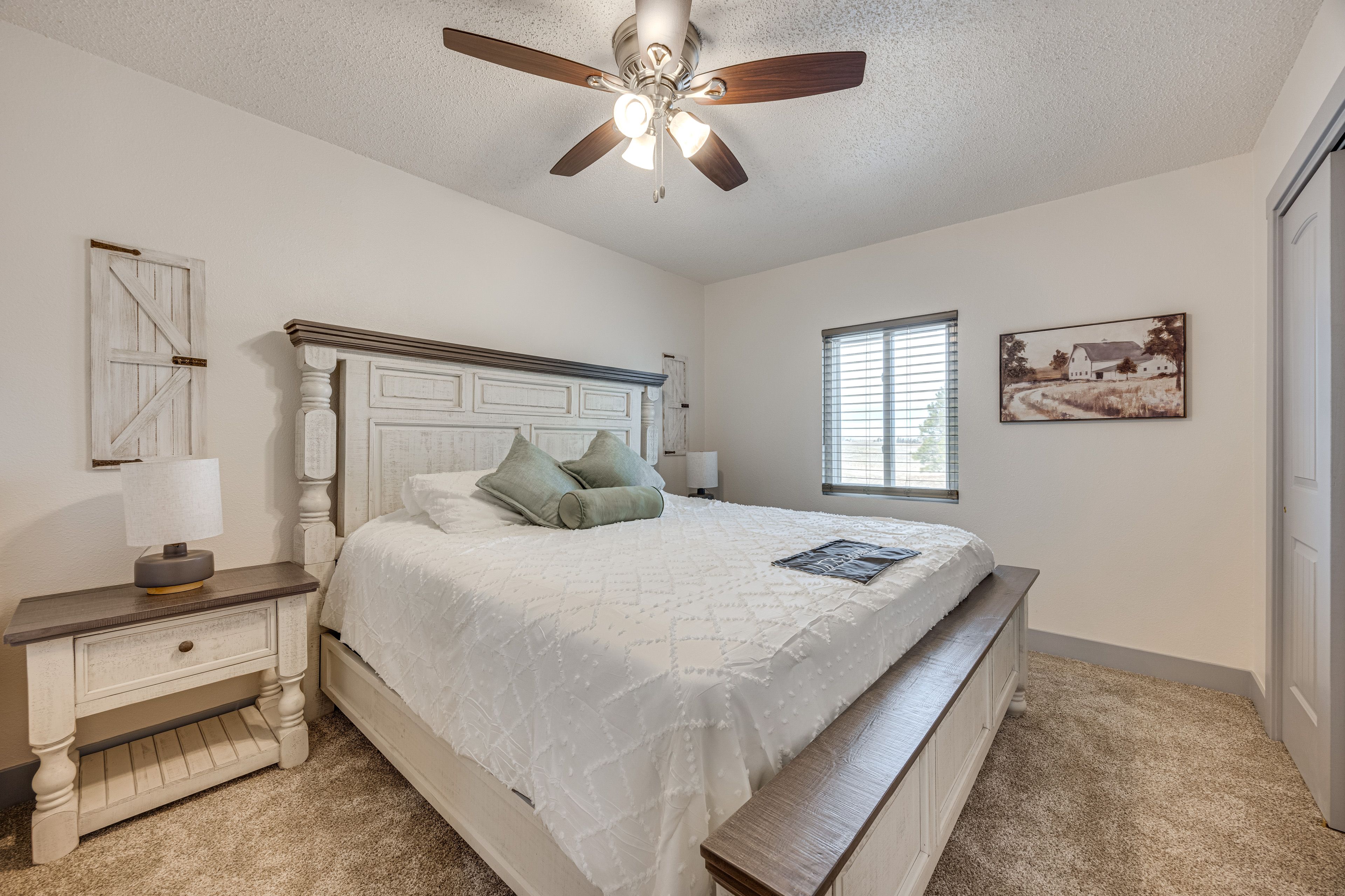 Bedroom 3 | King Bed