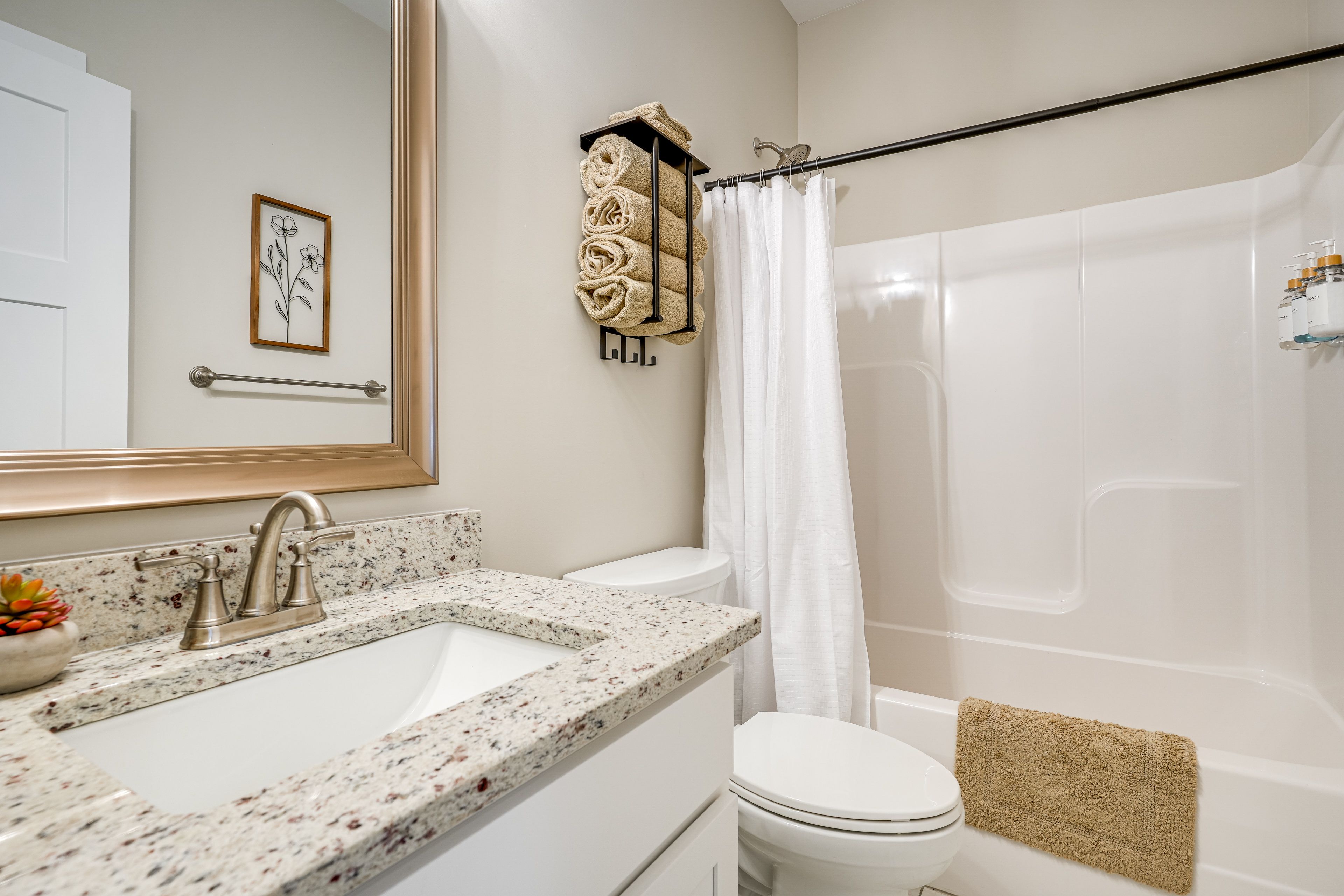 Full Bathroom
