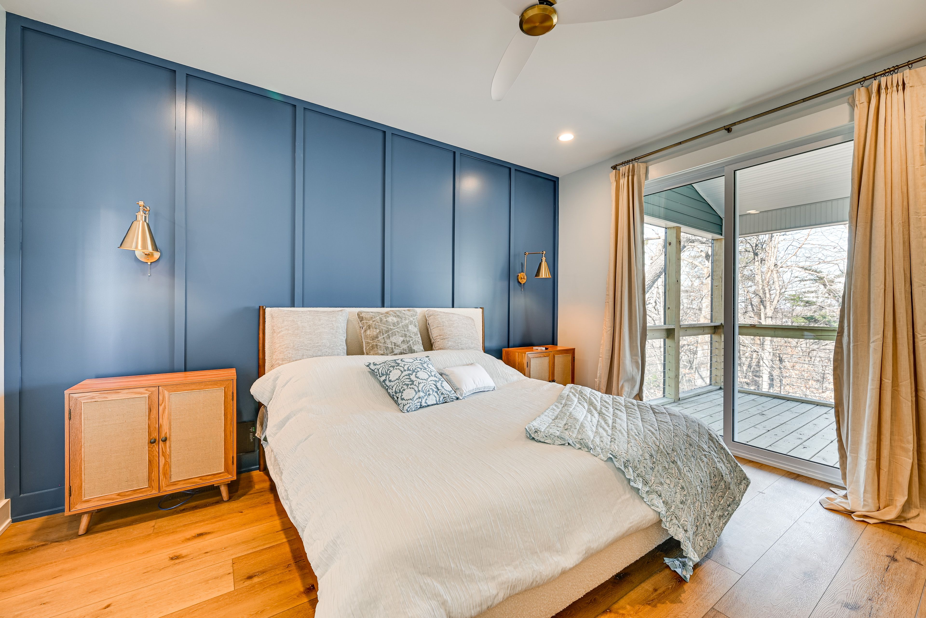 Bedroom 4 (Suite) | King Bed | Smart TV | Main Level