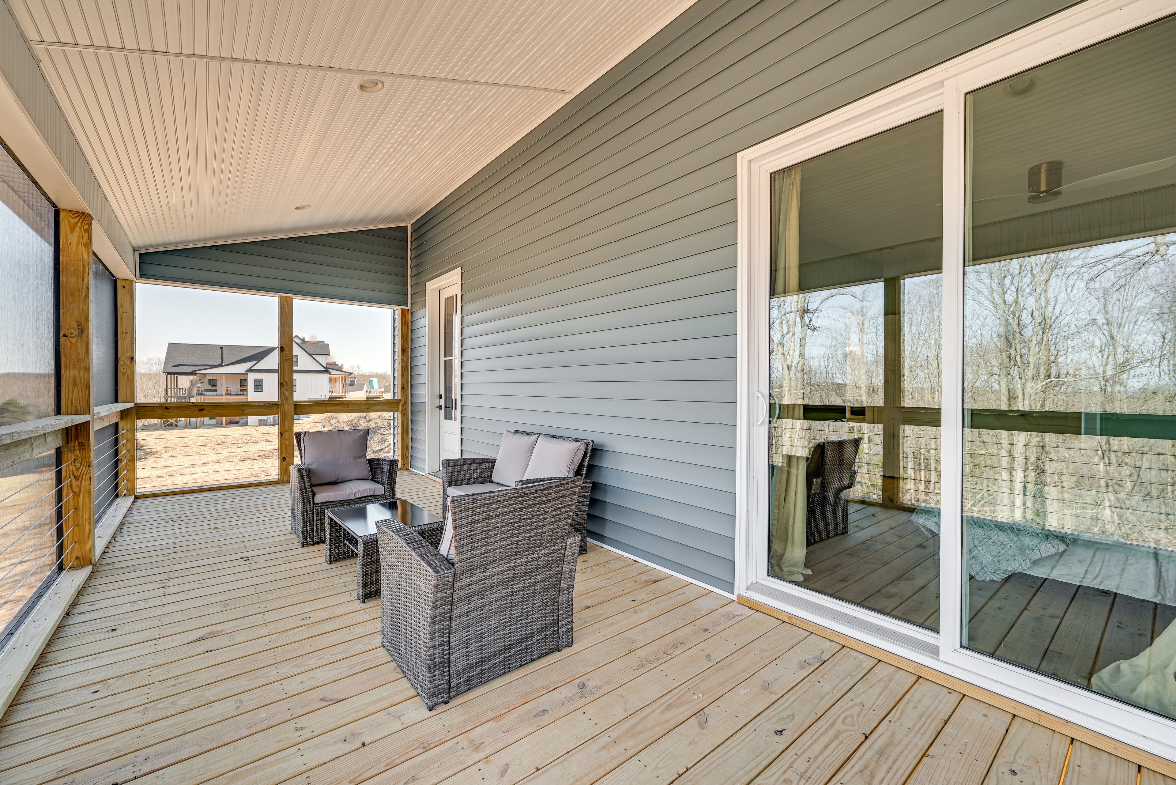 Screened-In Deck