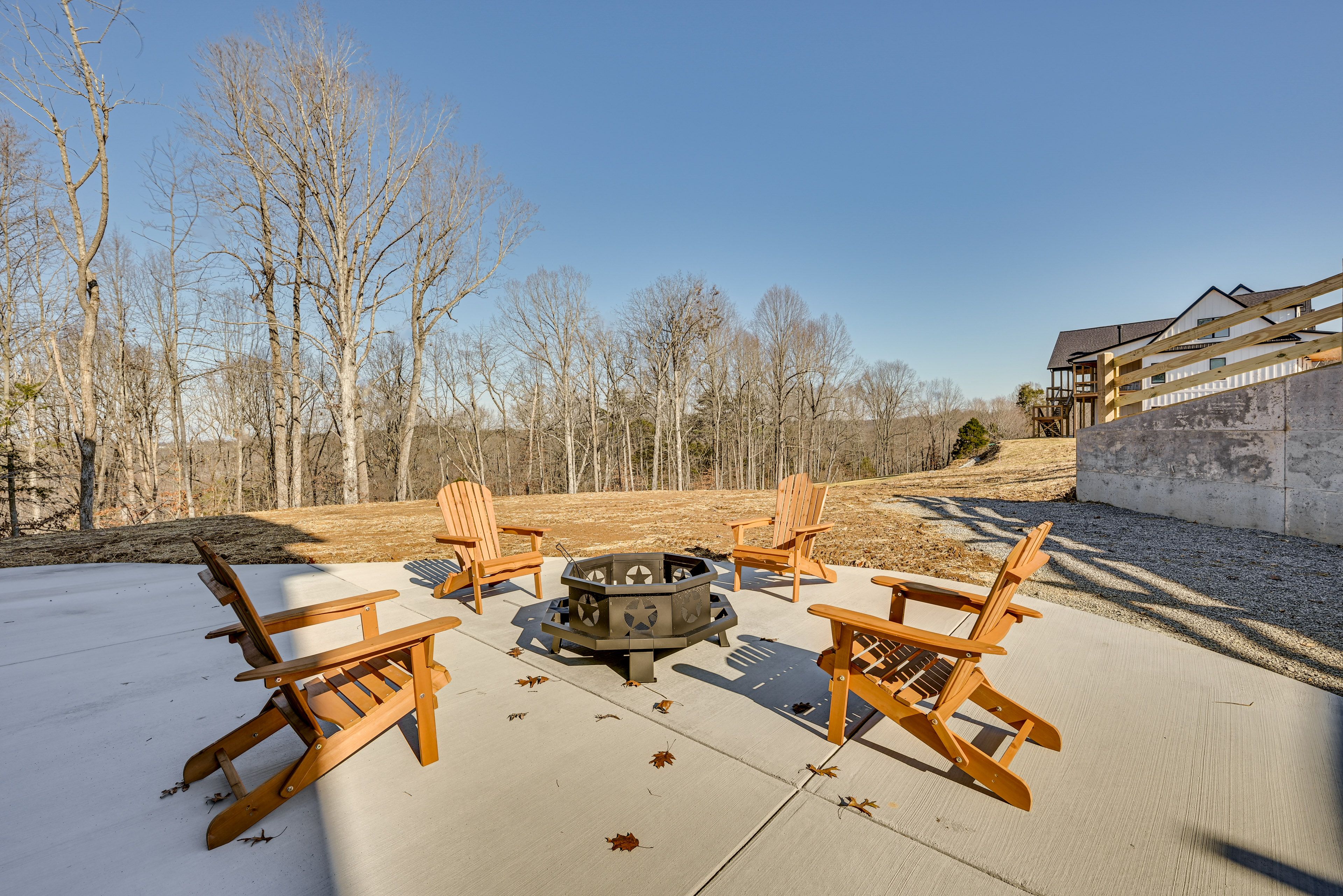 Fire Pit | Decks | Gas Grill