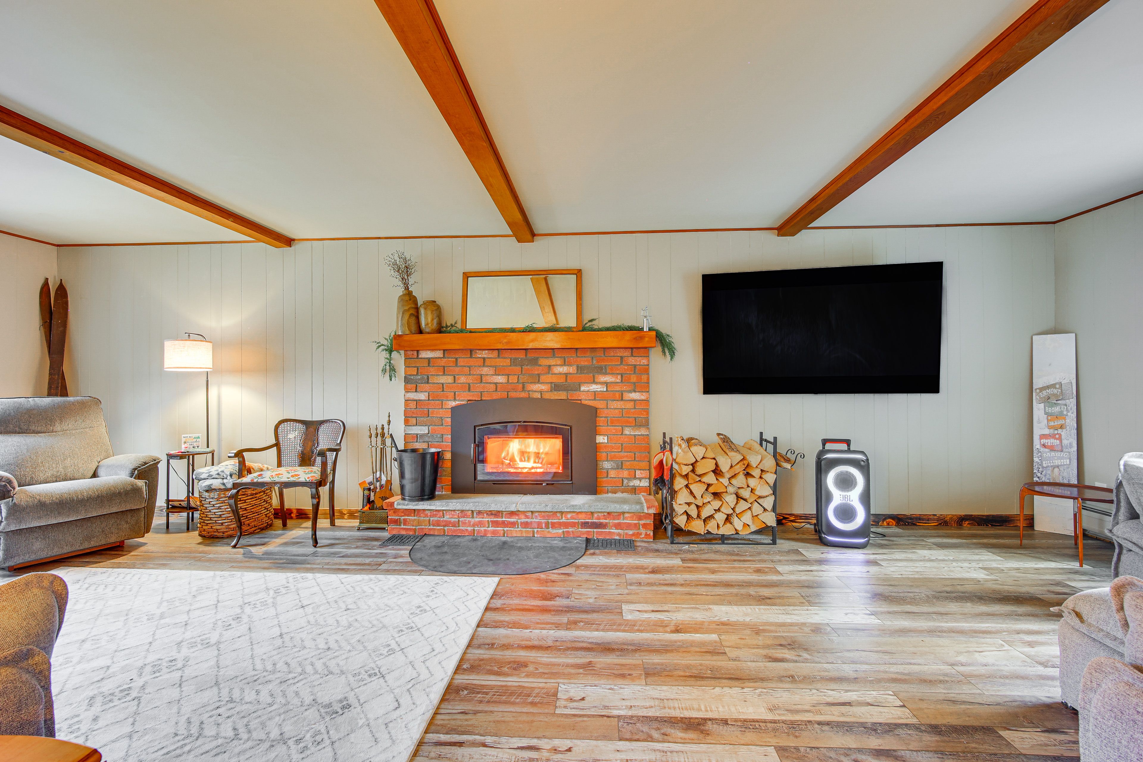 Living Room | 1st Floor | Smart TV | Wood-Burning Fireplace