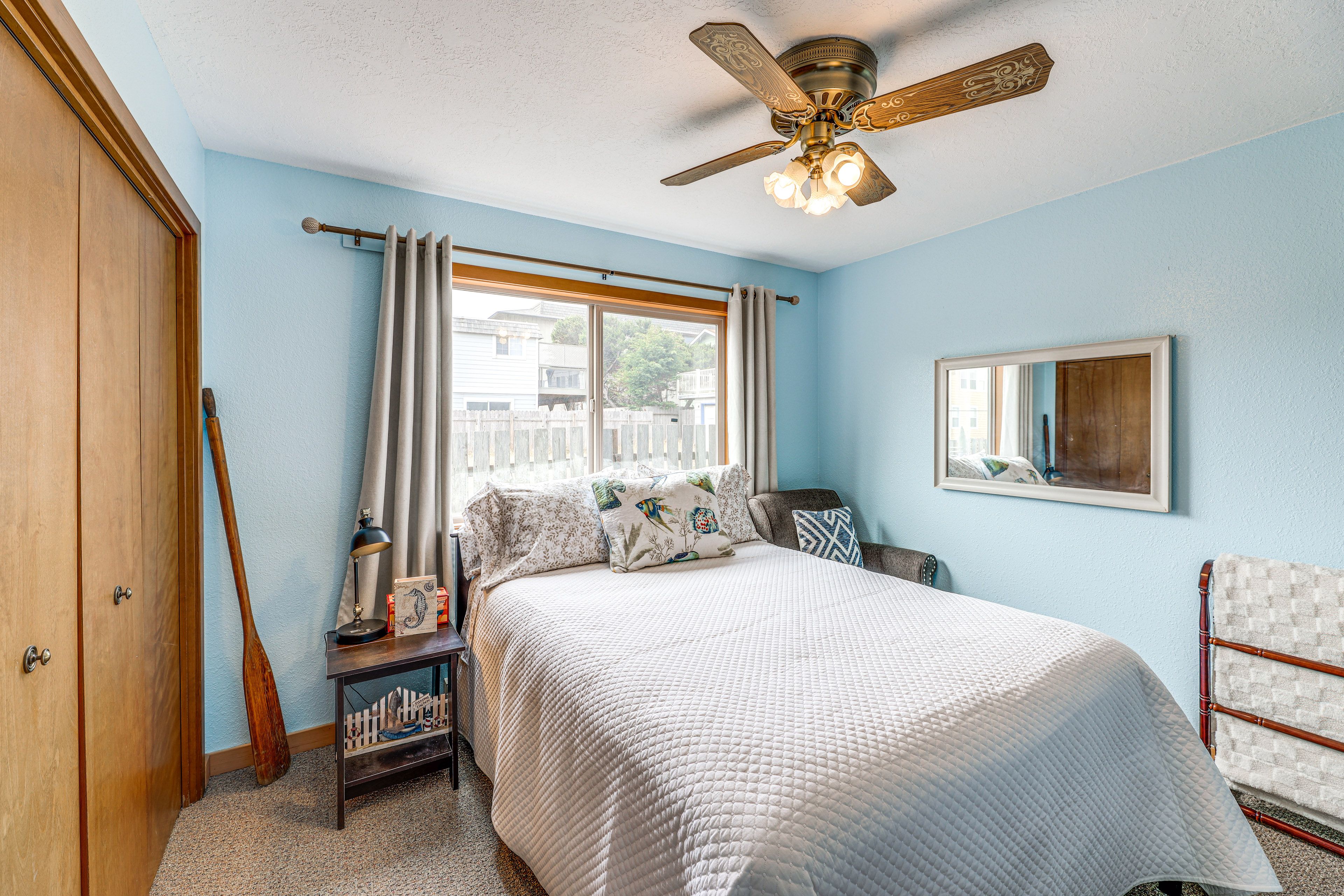 Bedroom 2 | 1st Floor | Queen Bed