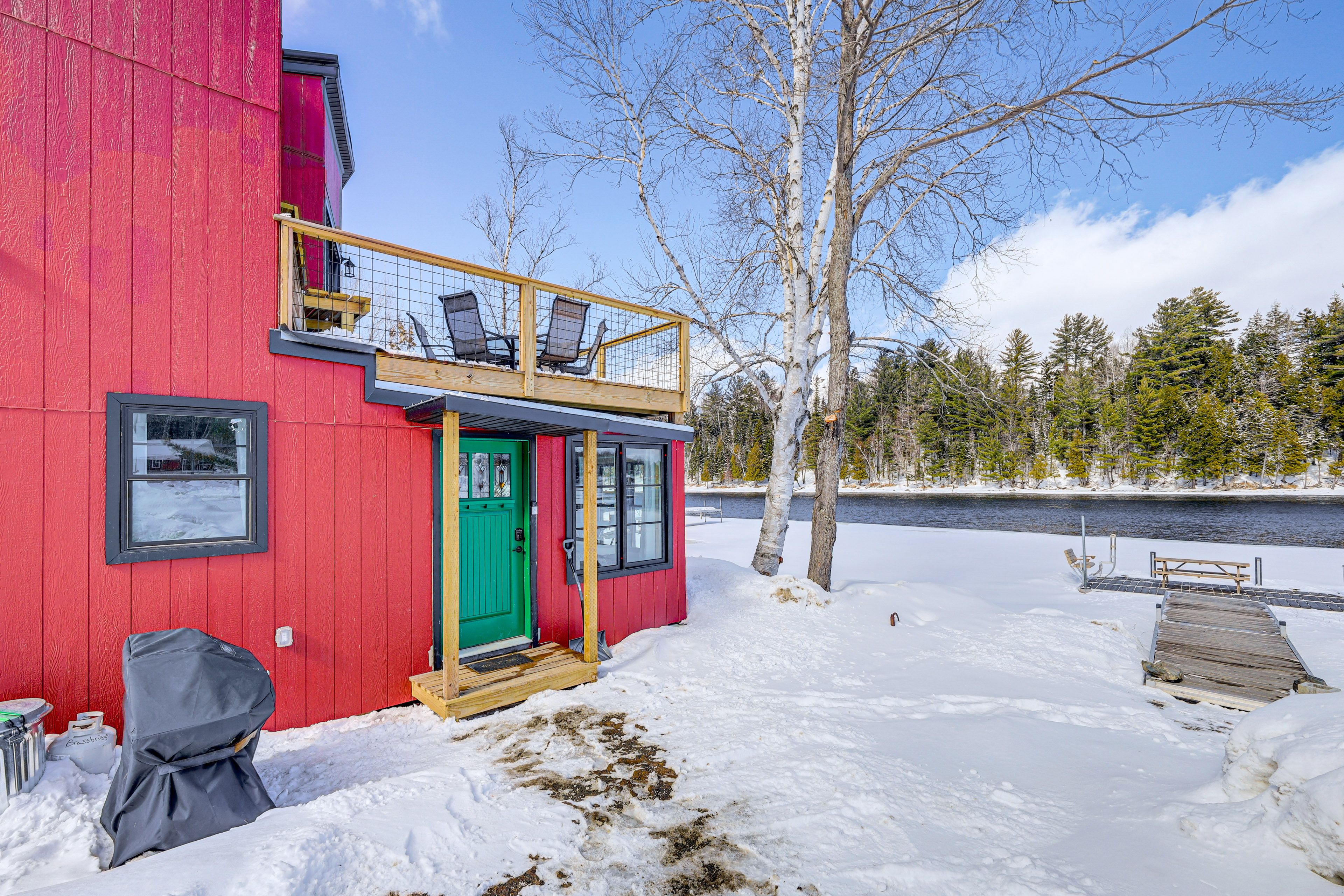 Rockwood Vacation Rental | 3BR | 2BA | 1,150 Sq Ft | 1 Step Required