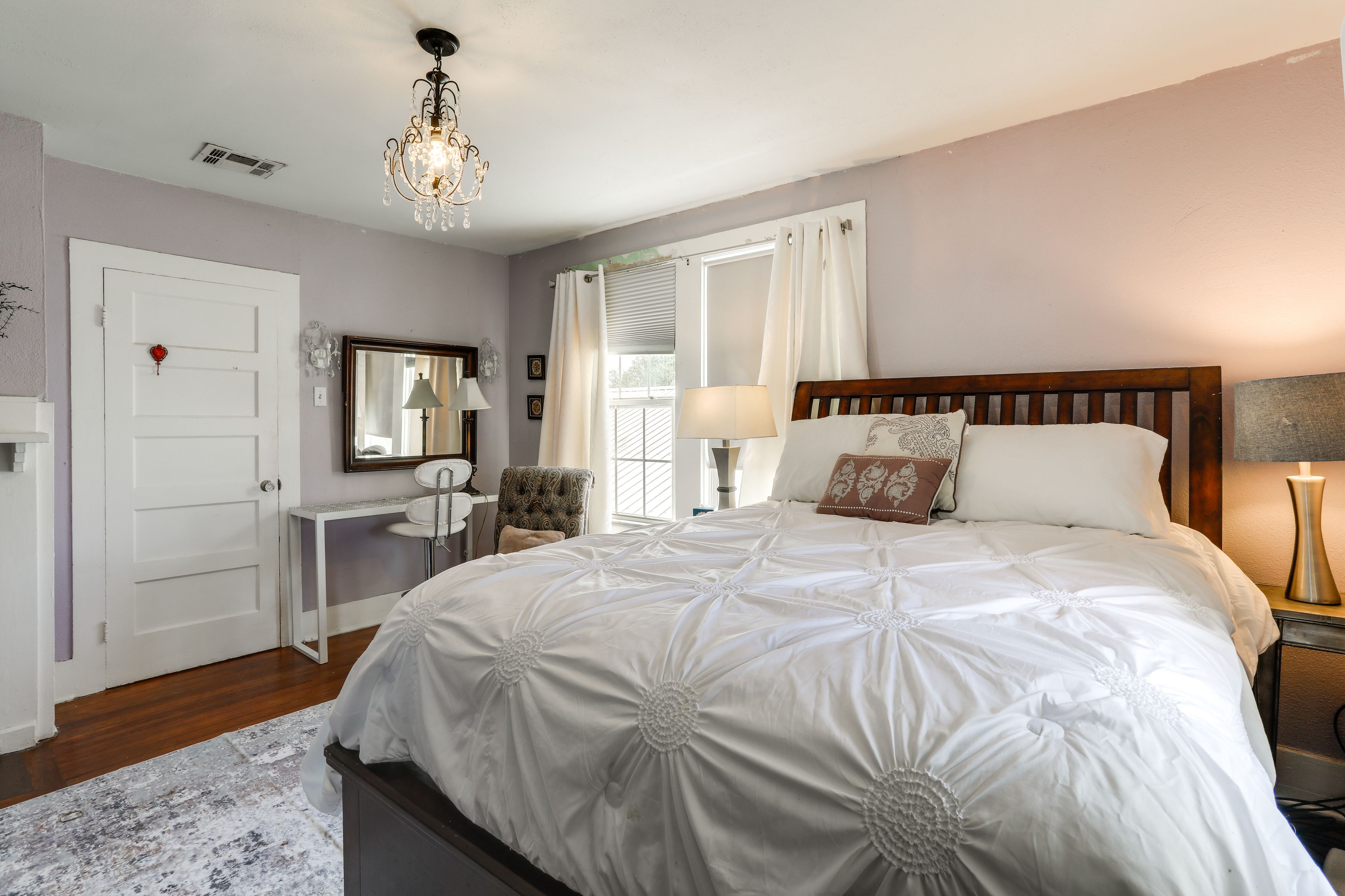 Bedroom 2 | King Bed | 2nd Floor